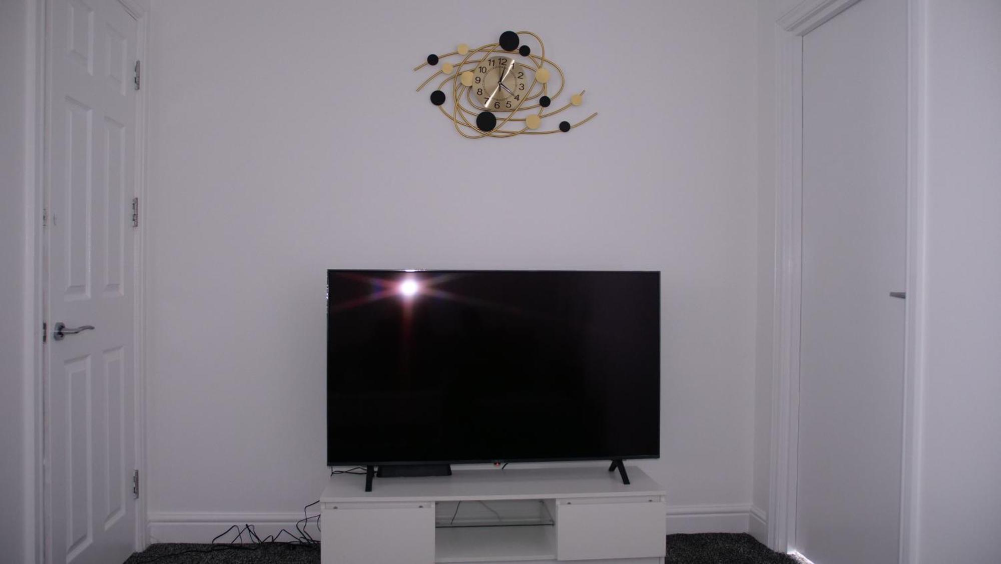 Apartment Stylish 4 Bd Ft Ldn Parking London