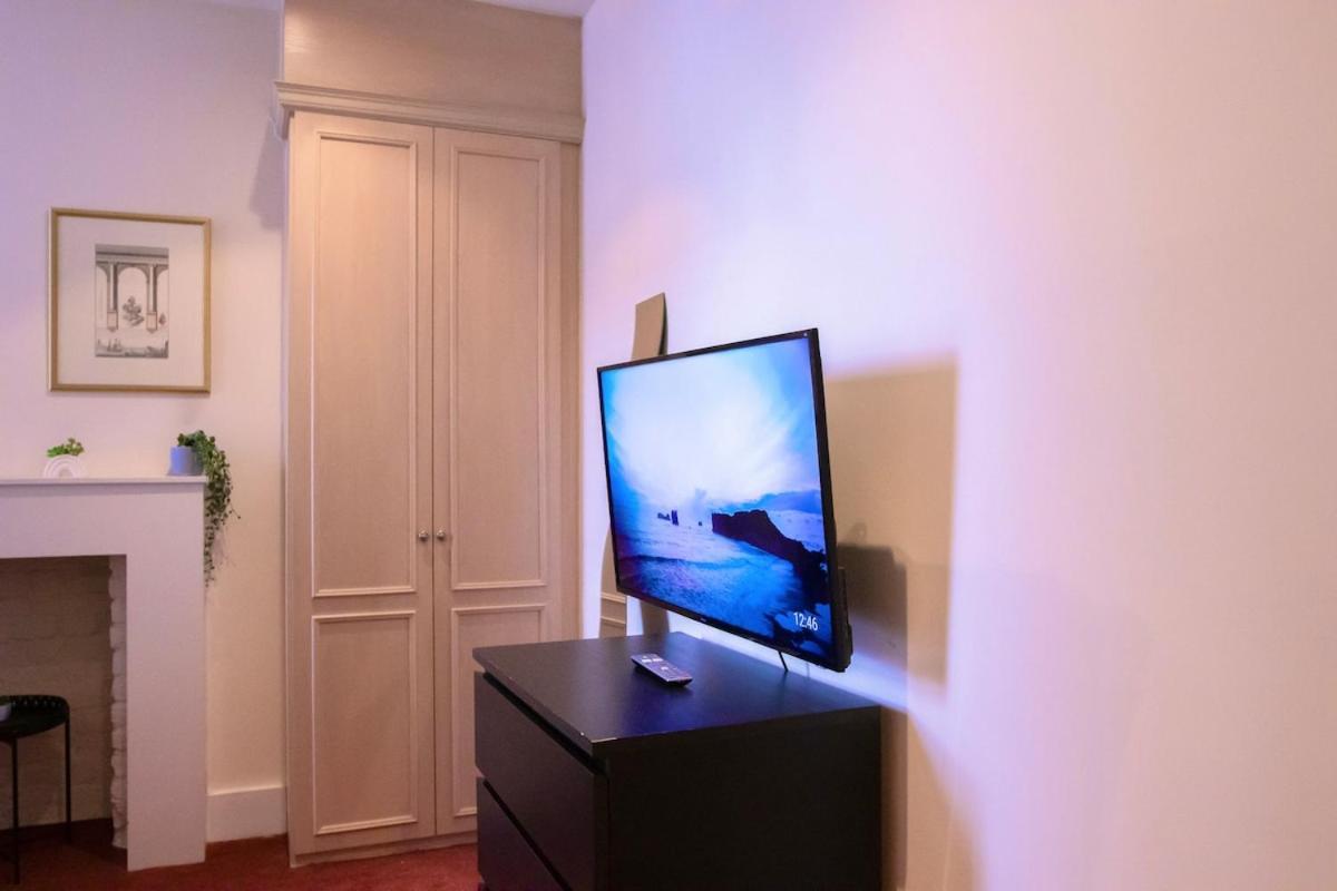 Modern Cosy - Fulham Prime Location Apartment *