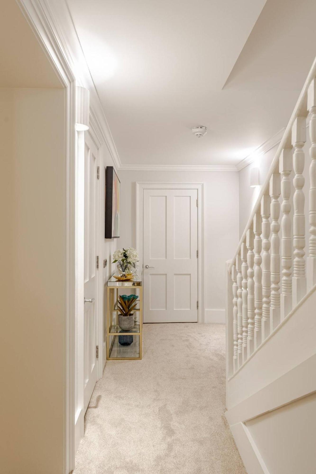 Lavish Designer 3 Bed Near Oxford Street Apartment