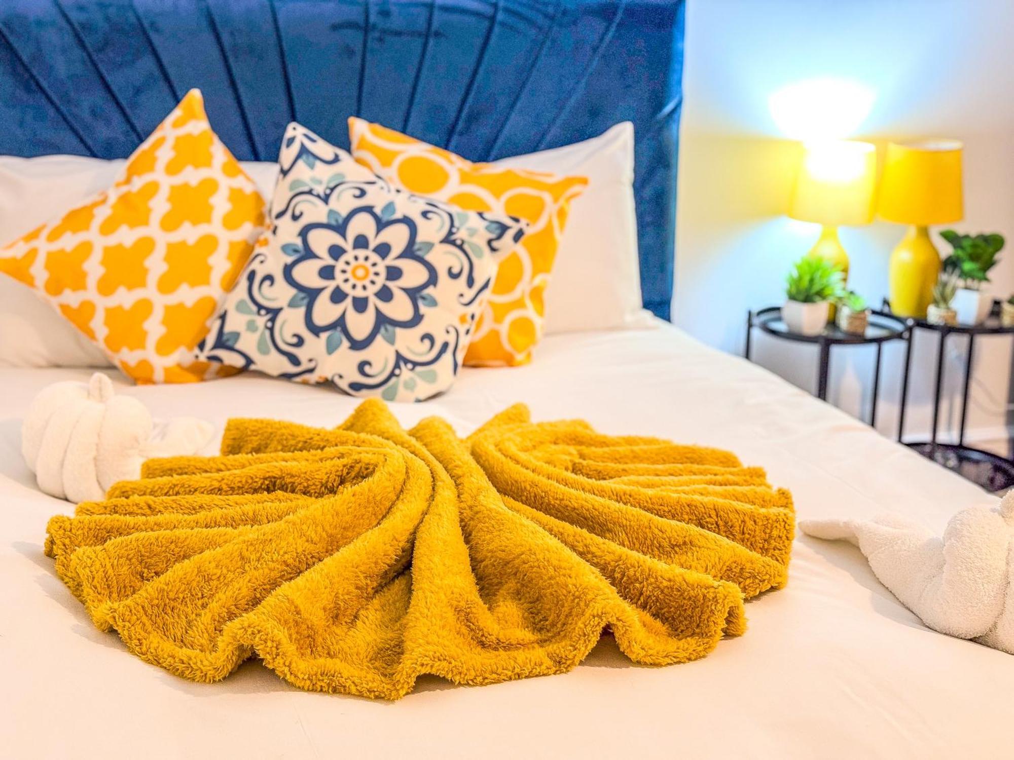 Apartment The Wanderer 3 Bedroom By Altoluxoexperience Short Lets & Serviced With Free Parking & Wifi *