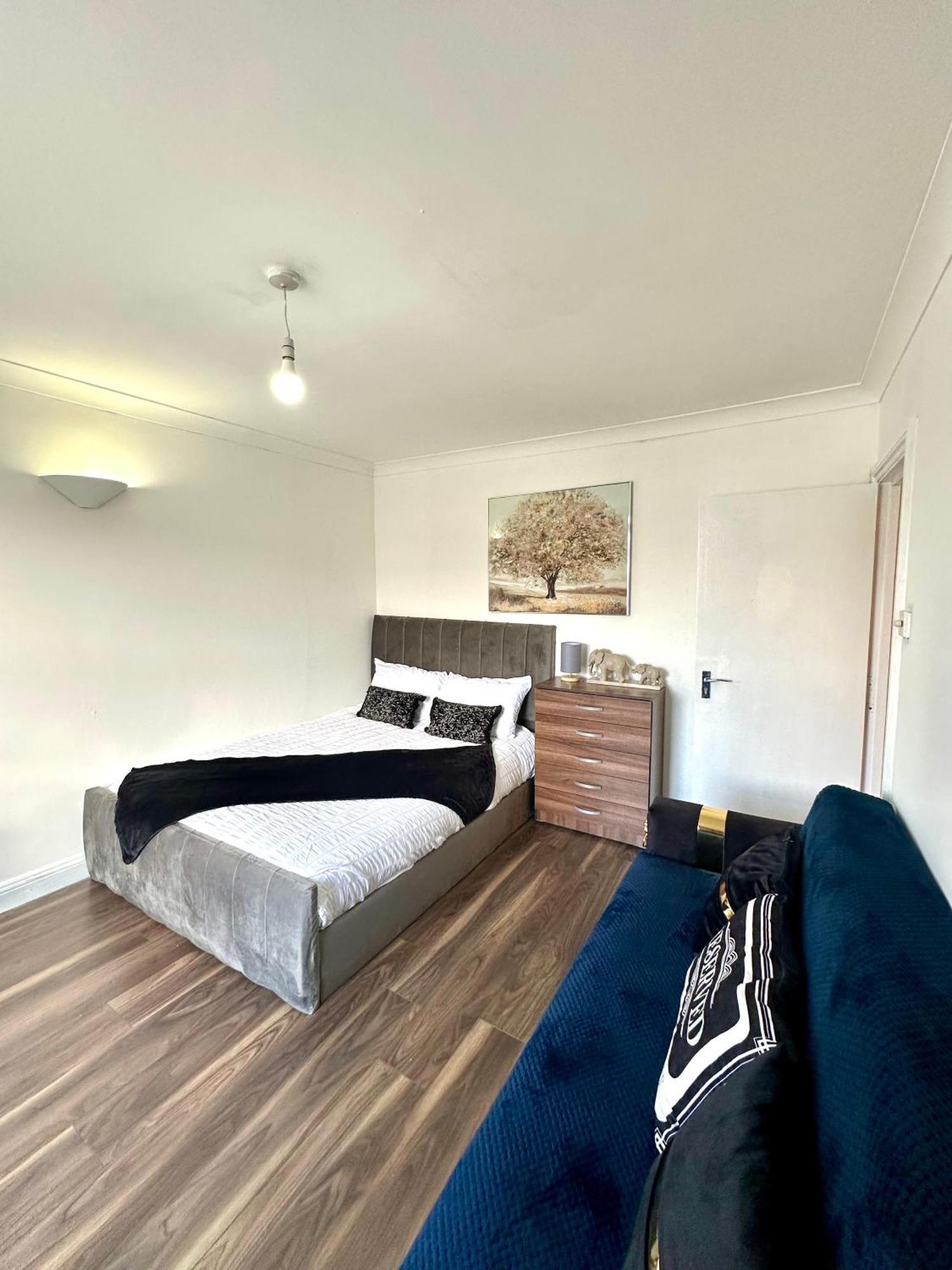 Stunning 4 Bedroom Flat In Kingscross, St Pancras! Apartamento *