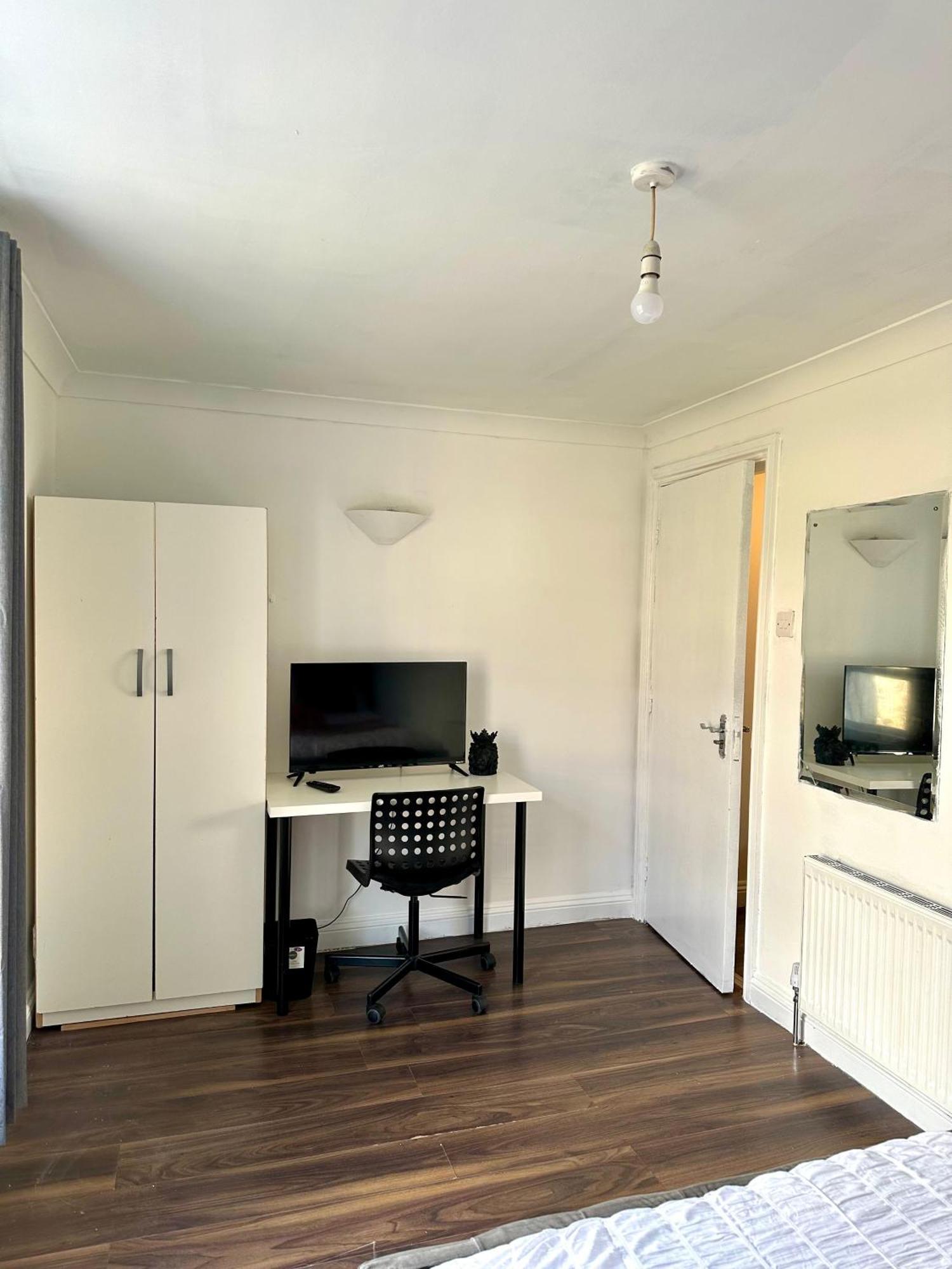 Stunning 4 Bedroom Flat In Kingscross, St Pancras! Apartamento