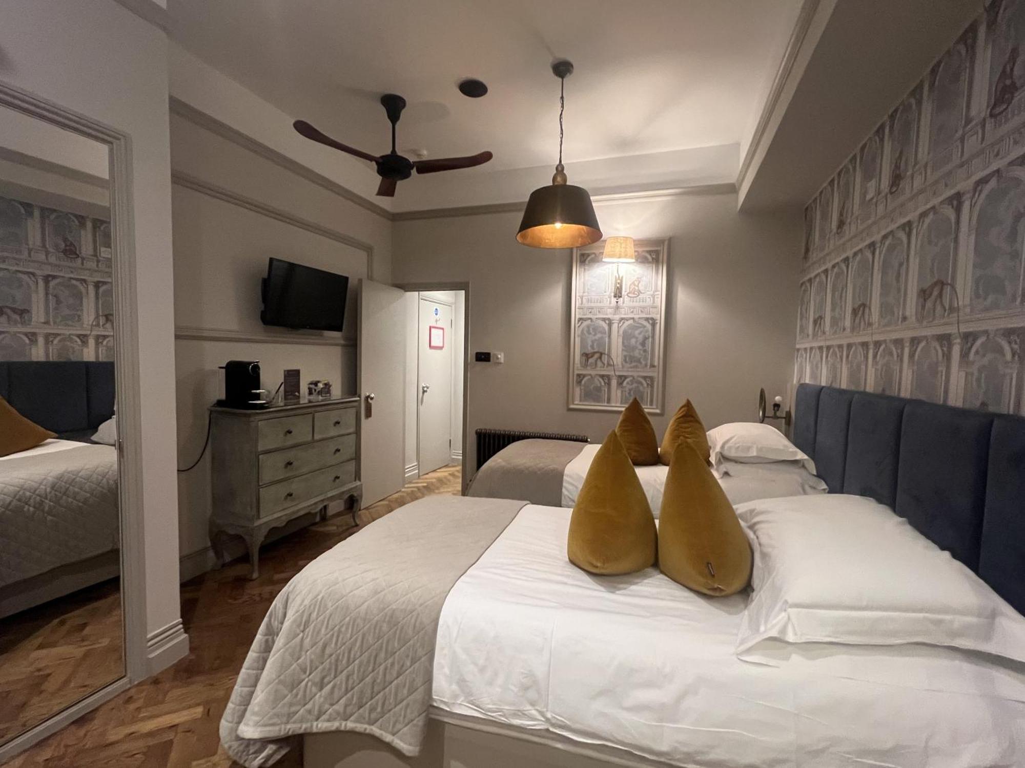 Hotel Vancouver And London