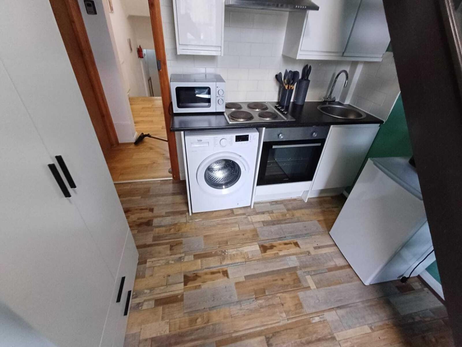 Apartamento Modern Queenspark Londres