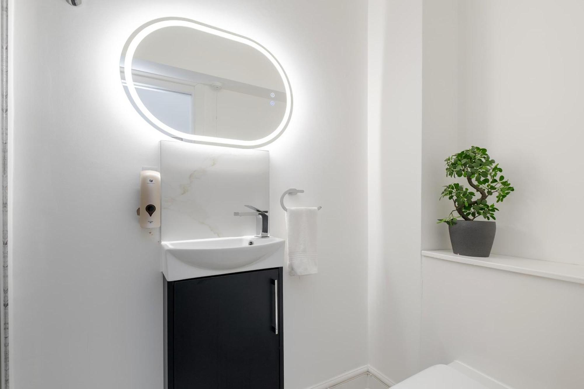 Luxury 3 Bedroom In Marylebone *
