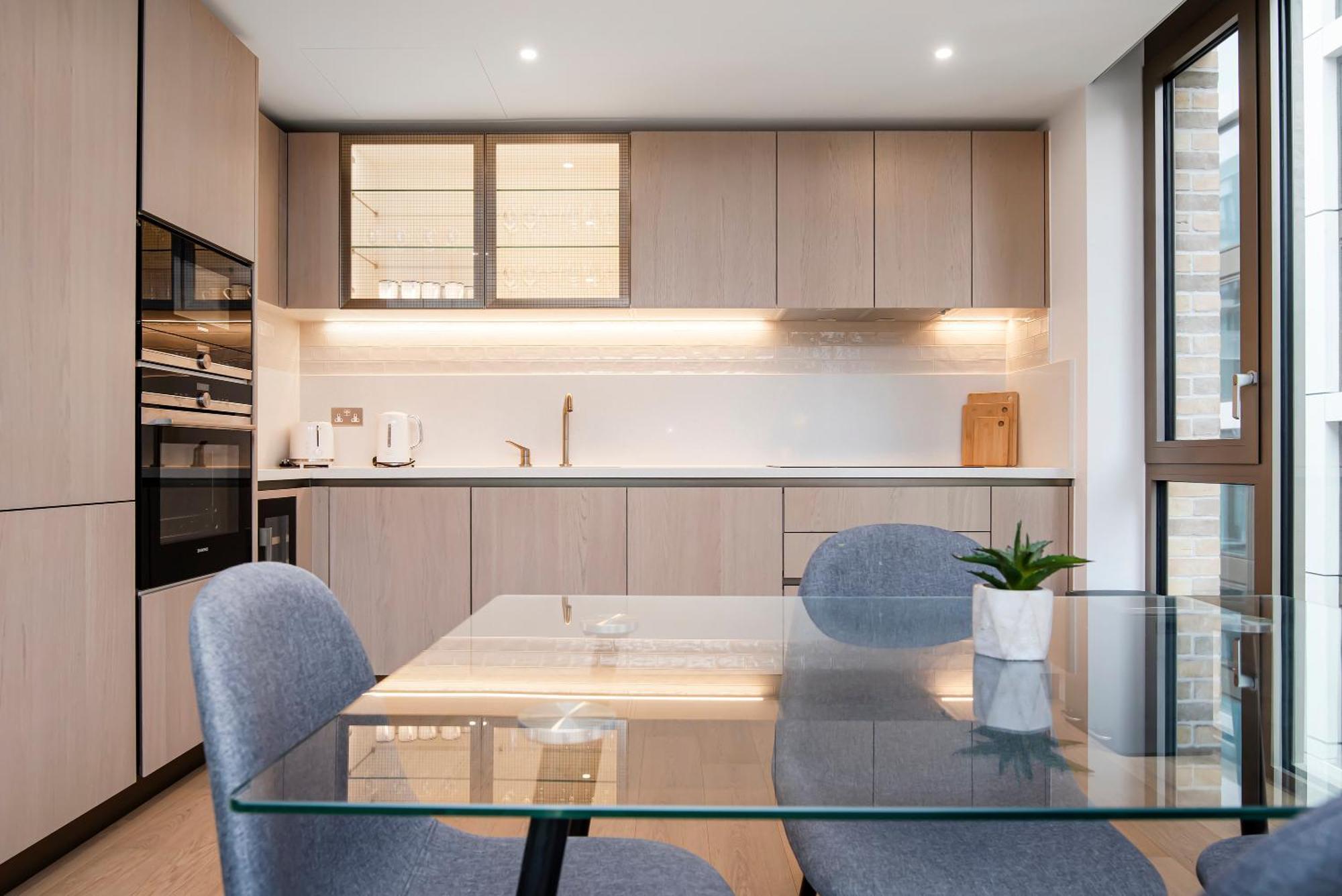 Apartment Lux And Large 2 Bed Battersea Power Station London