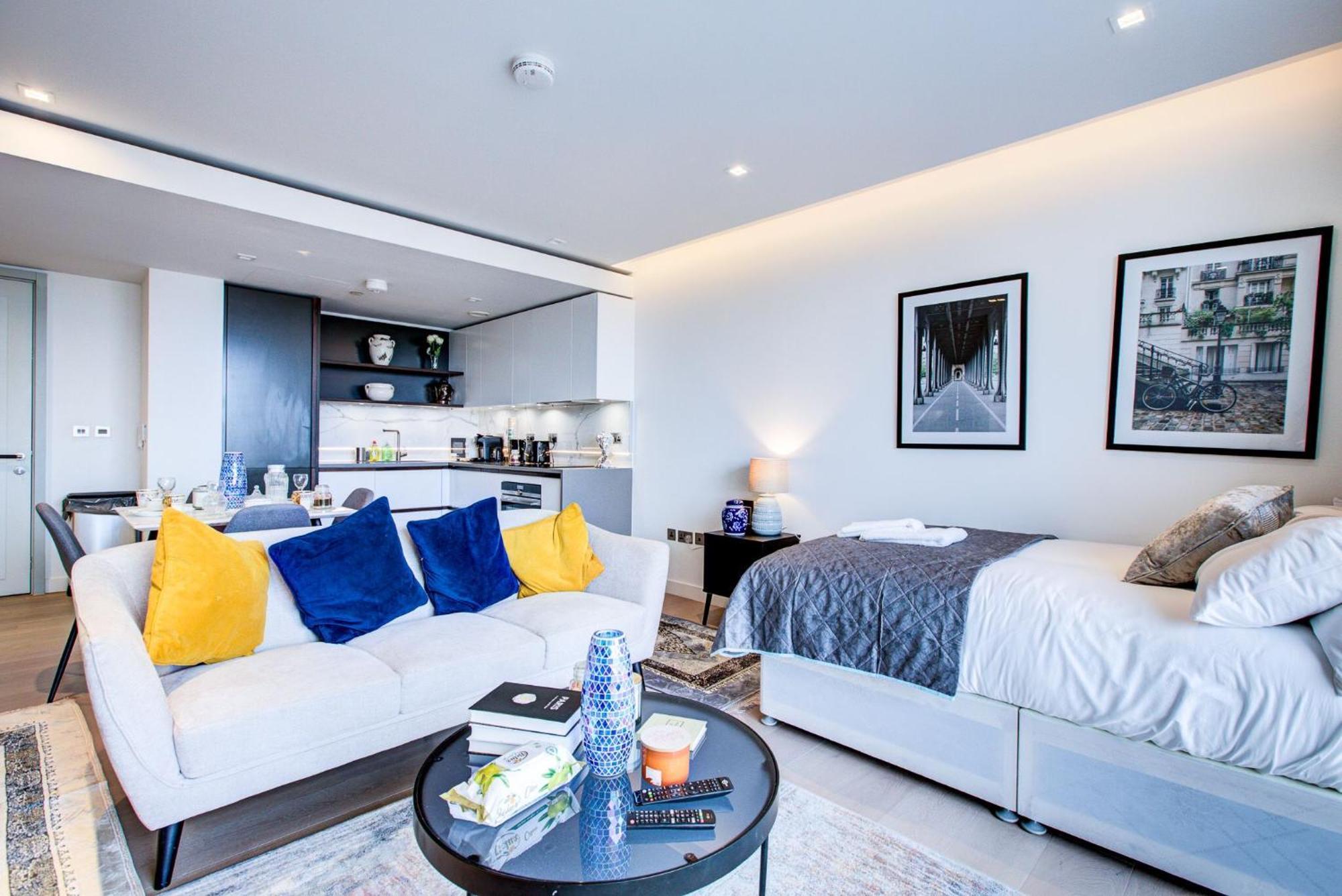 Oxford Street Luxurious Apartment *