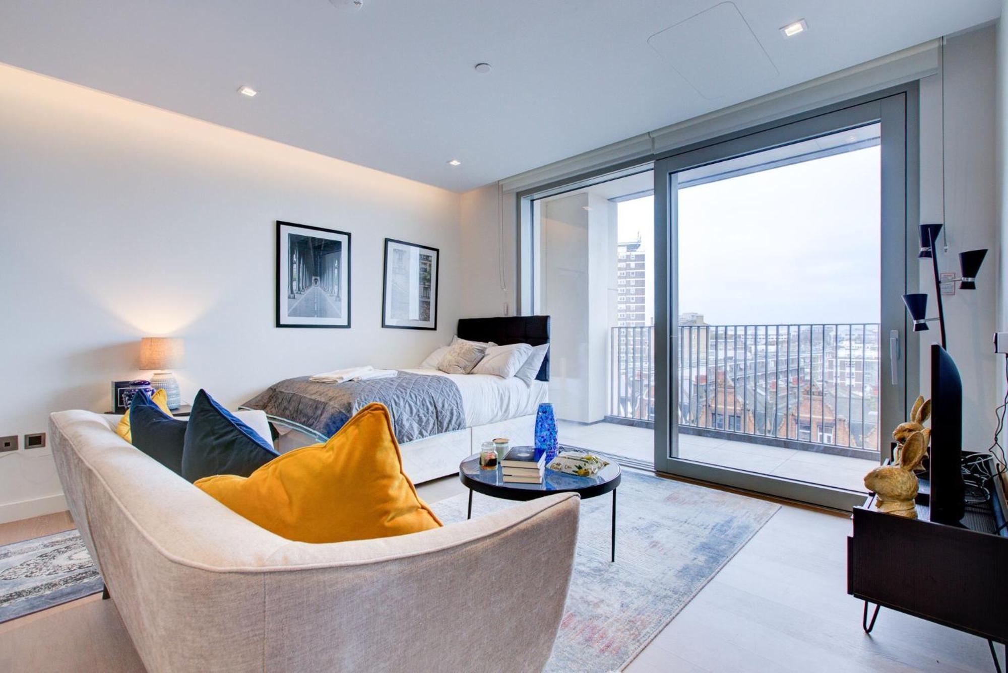 Oxford Street Luxurious London