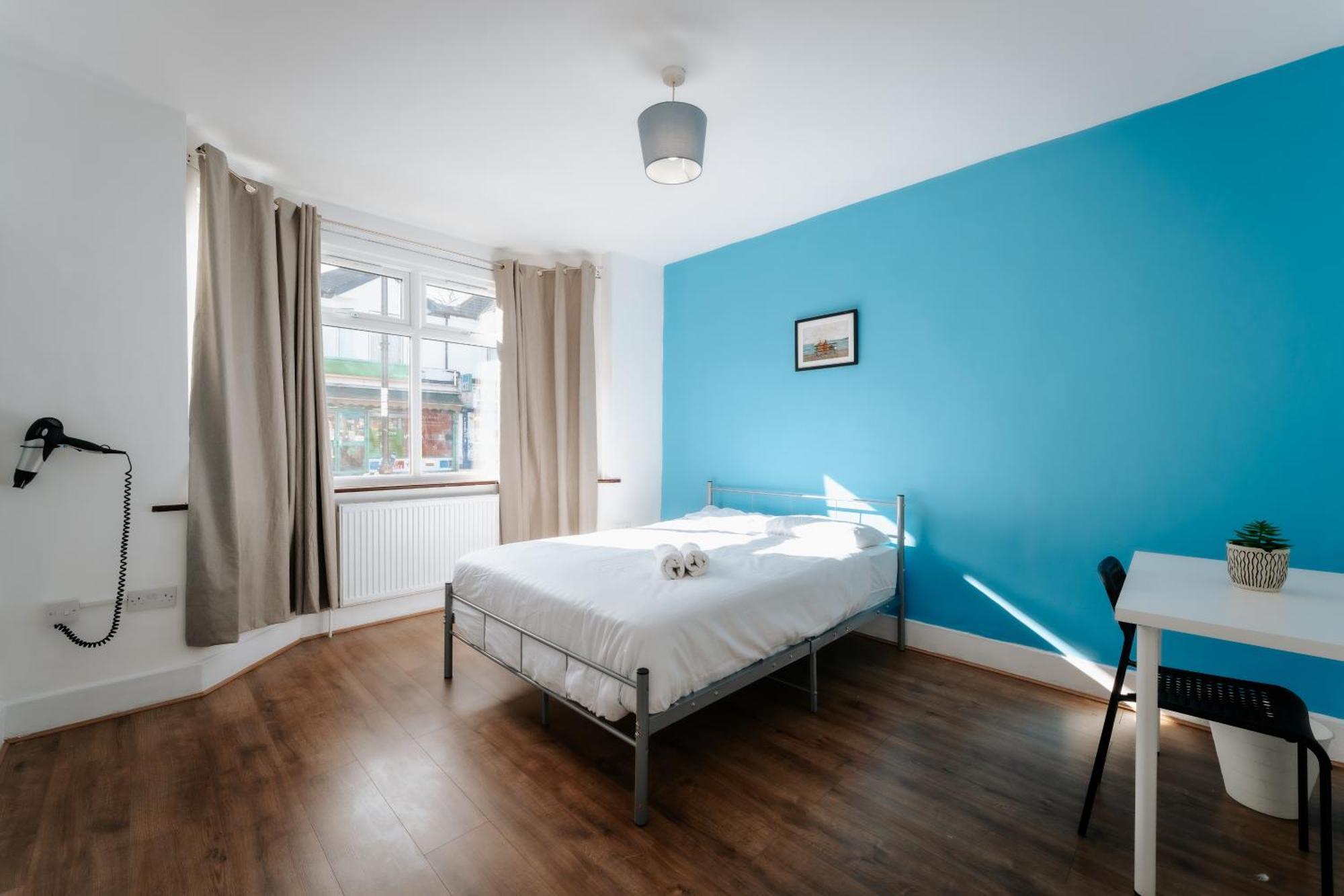Guest house Manor Park To London