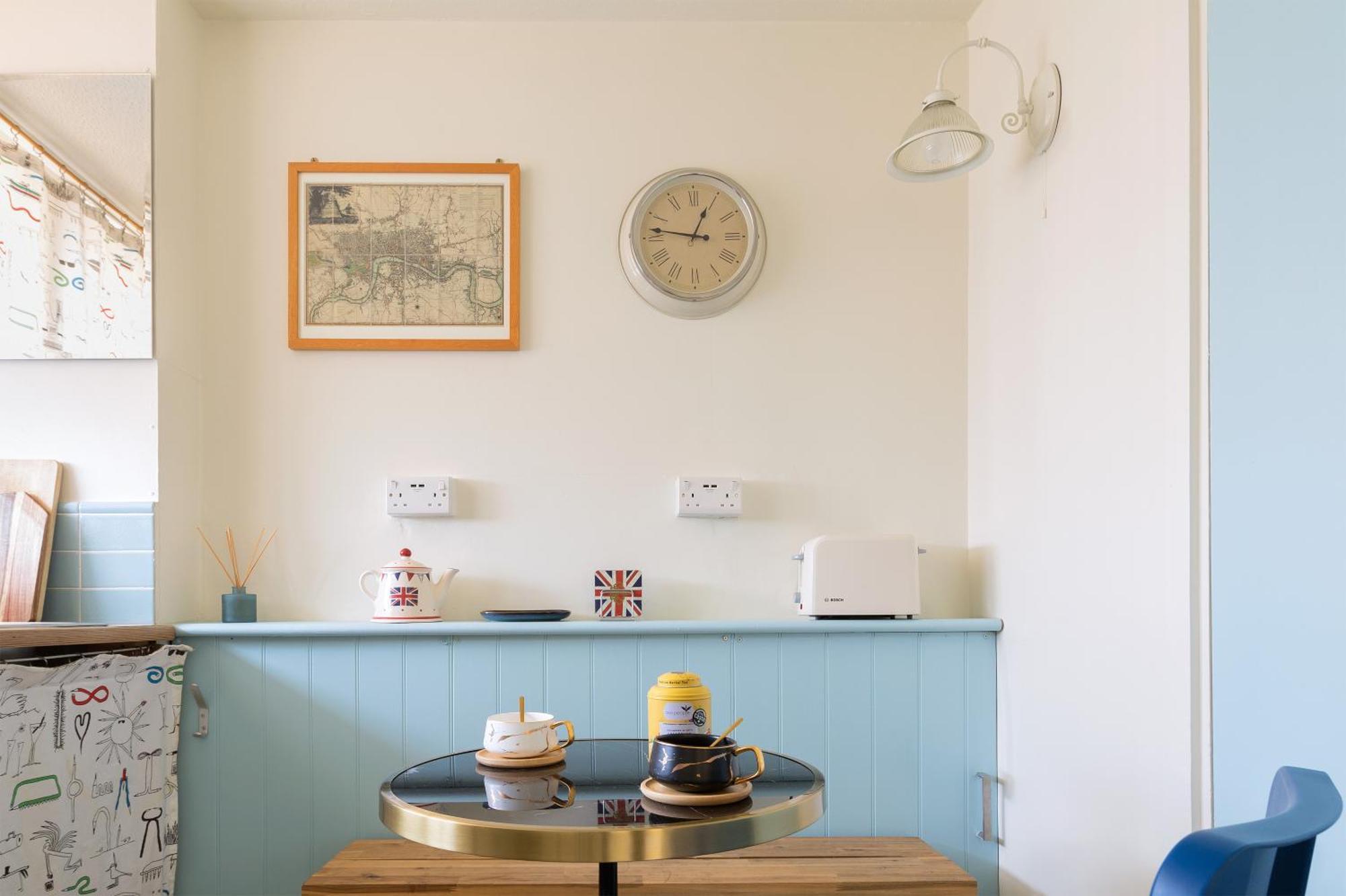 Cosy By Tower Bridge - St Katharine Dock Apartment London