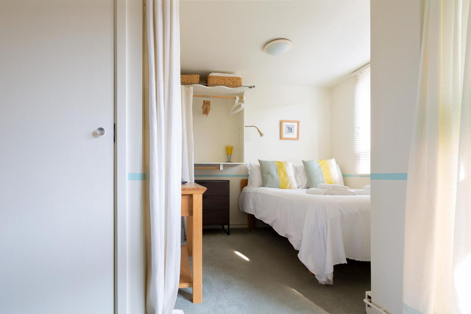 Cosy By Tower Bridge - St Katharine Dock