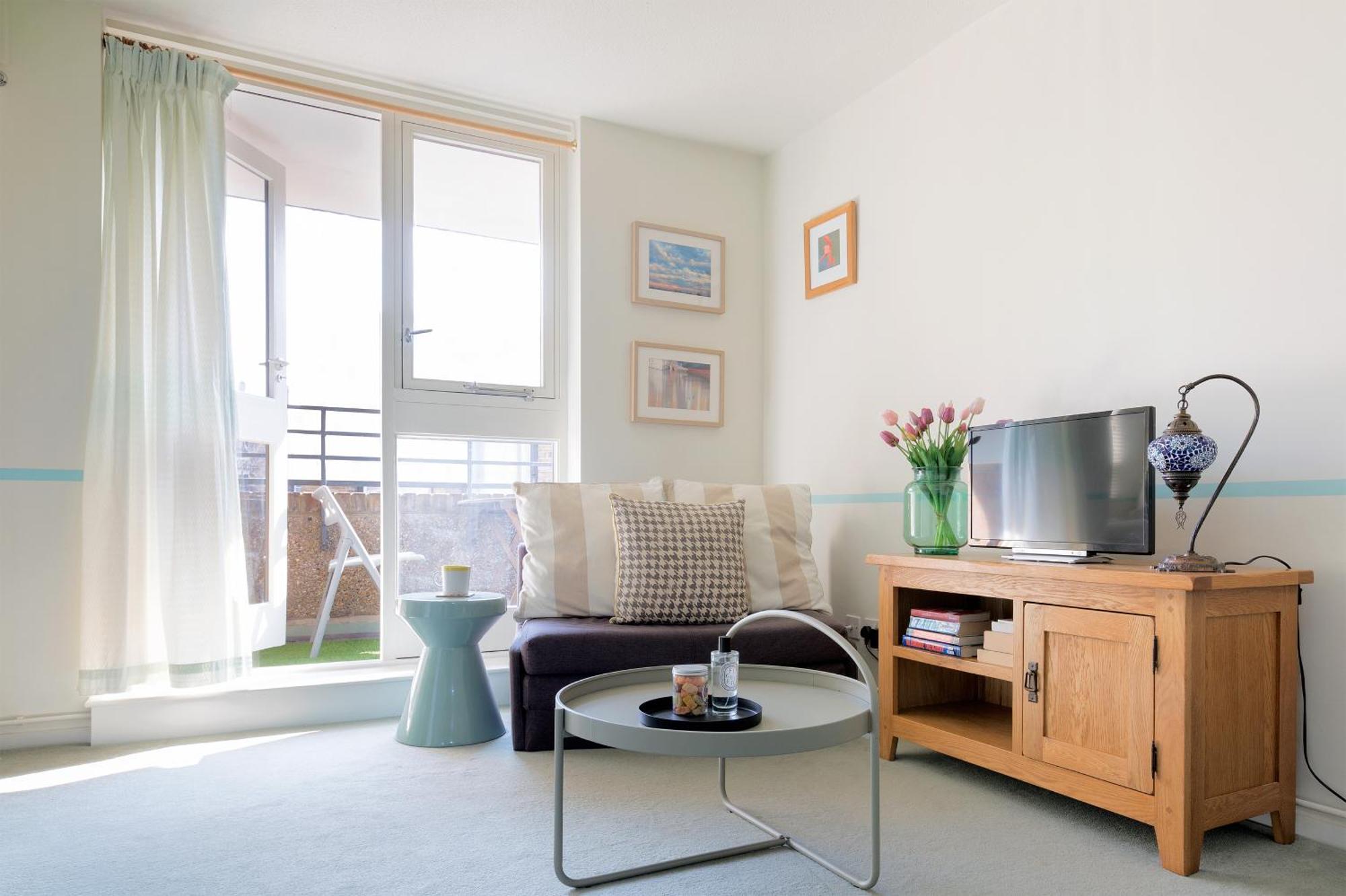 Cosy By Tower Bridge - St Katharine Dock *