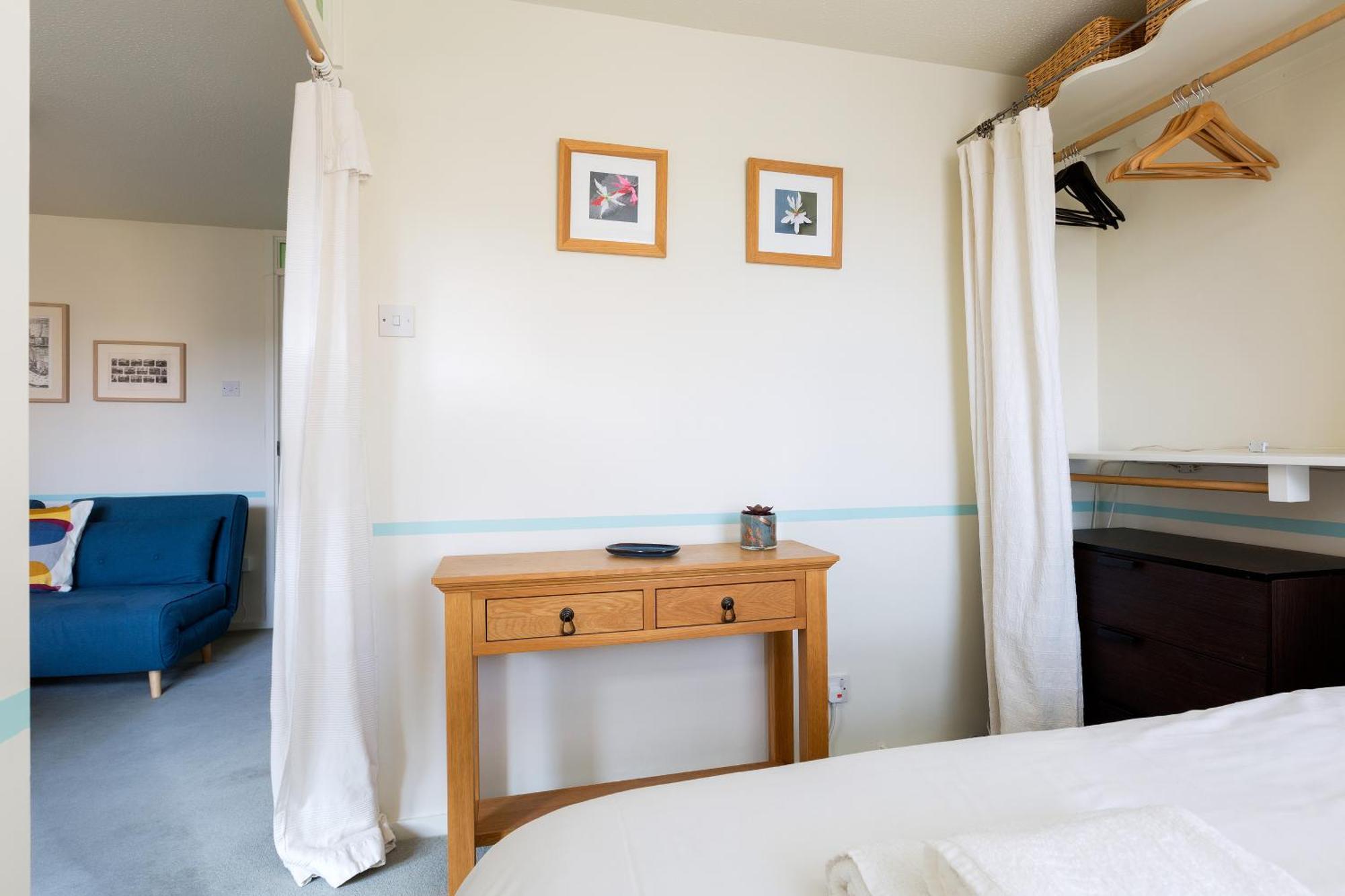 Cosy By Tower Bridge - St Katharine Dock * London