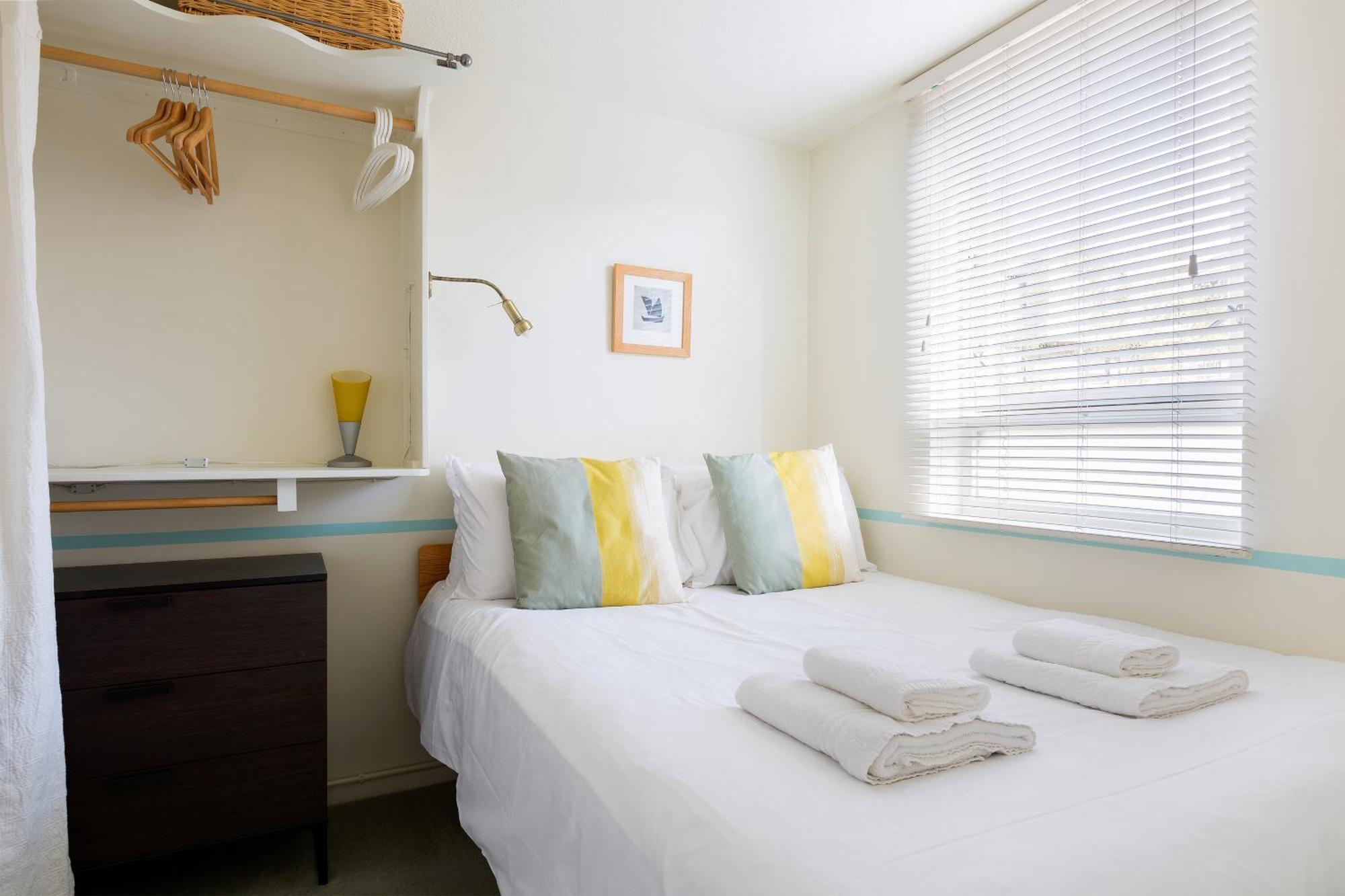 Cosy By Tower Bridge - St Katharine Dock