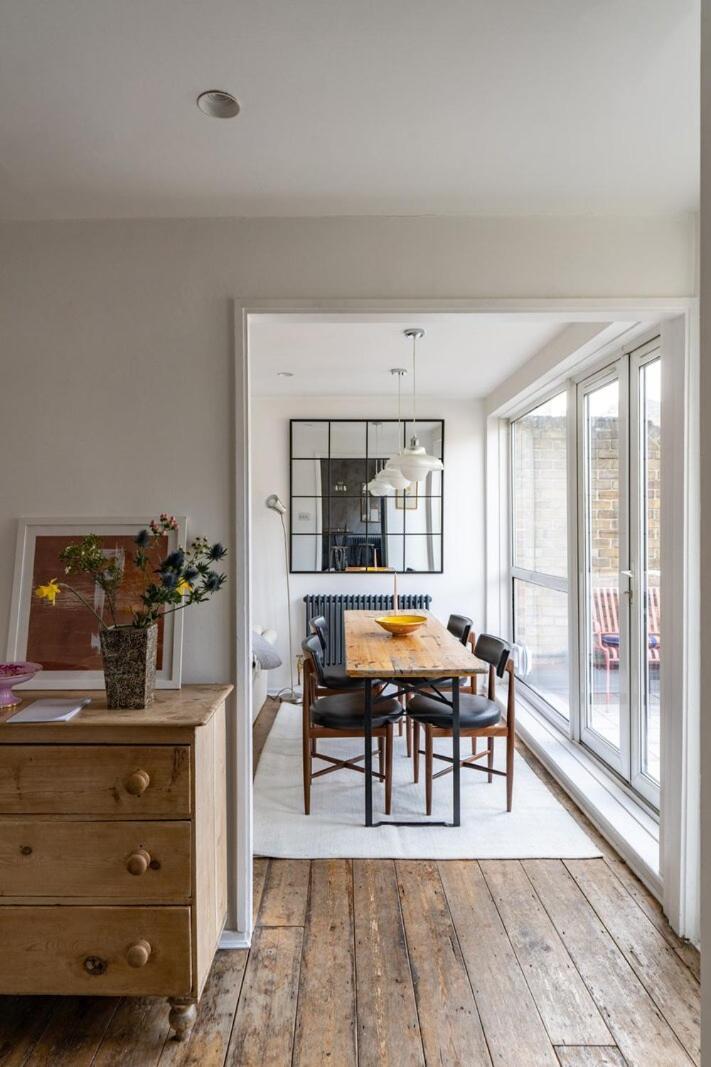 Modern Designers Flat In The Heart Of Angel Apartment