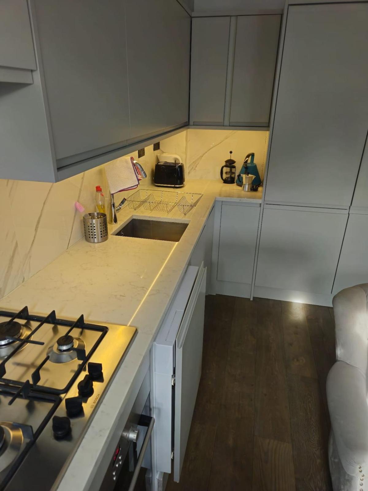 Apartment Superb Luxury 2 Beds In Victoria Pimlico Westminster London