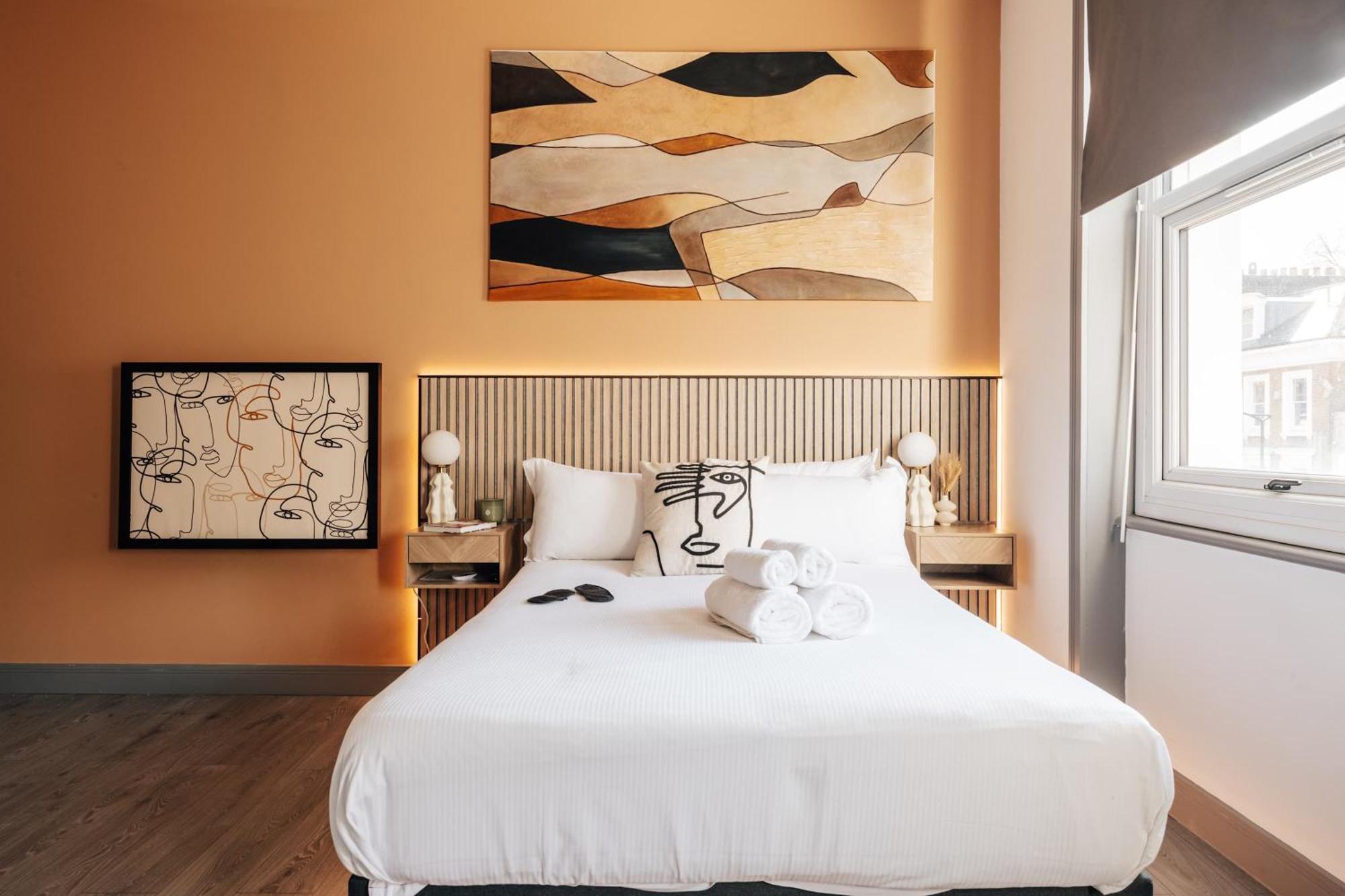 4 - Cosy In The Heart Of Earls Court London
