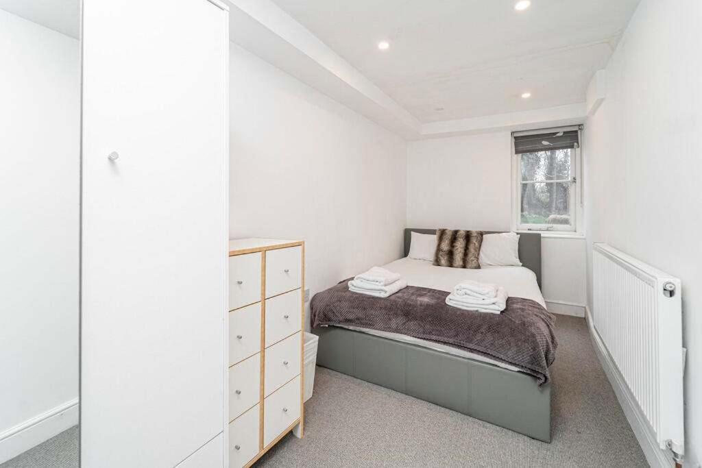 Stunning Flat With Amazing Garden Apartment London