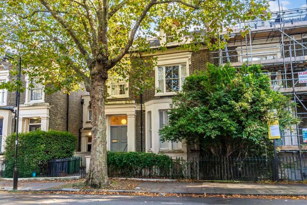 Apartment Stunning Flat With Amazing Garden *