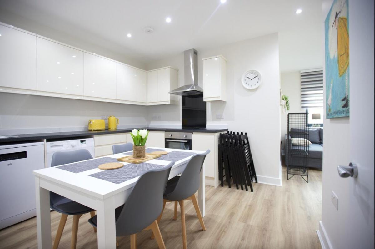 Apartment In Aldgate East 5