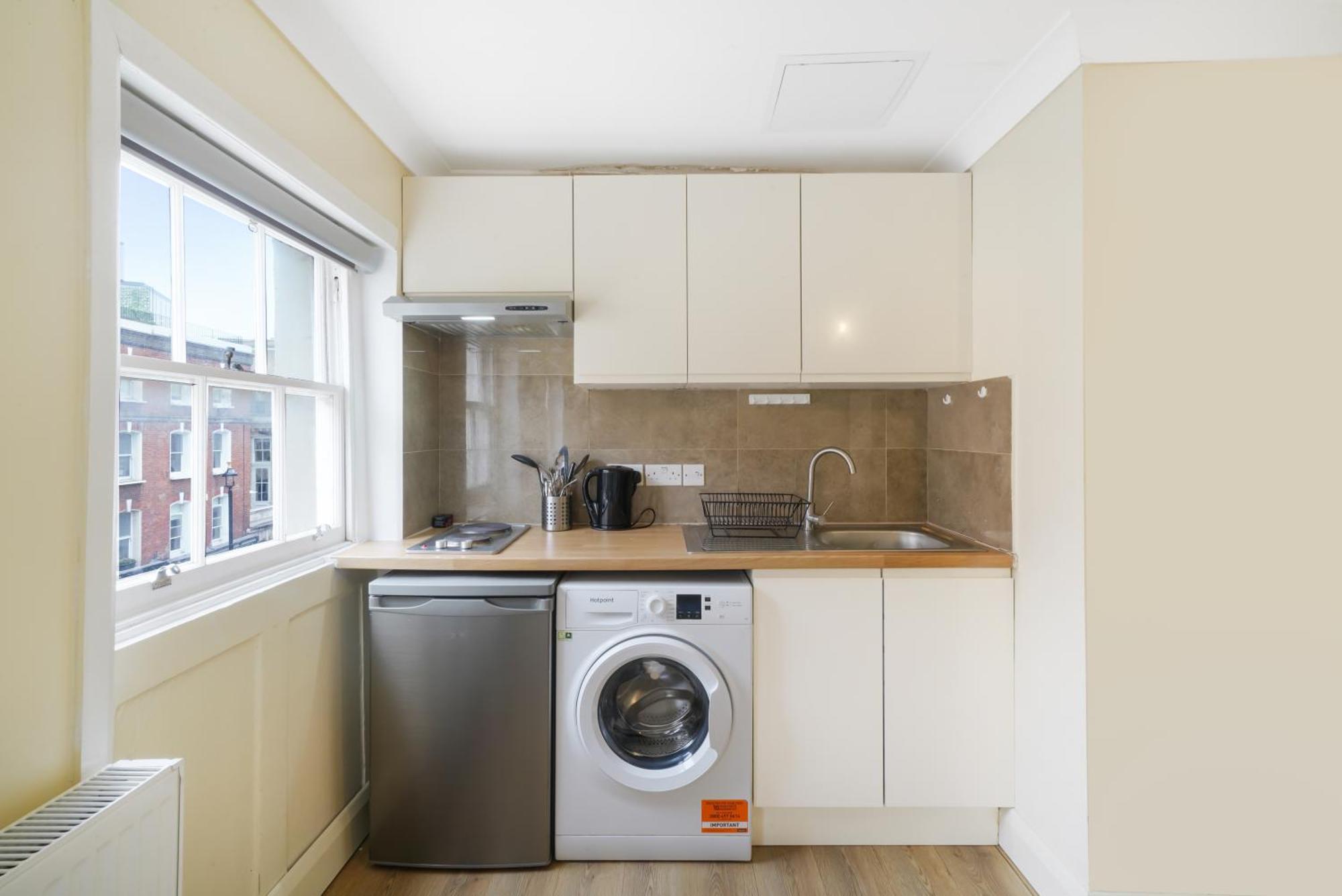 Apartment In W1 Zone 1 *