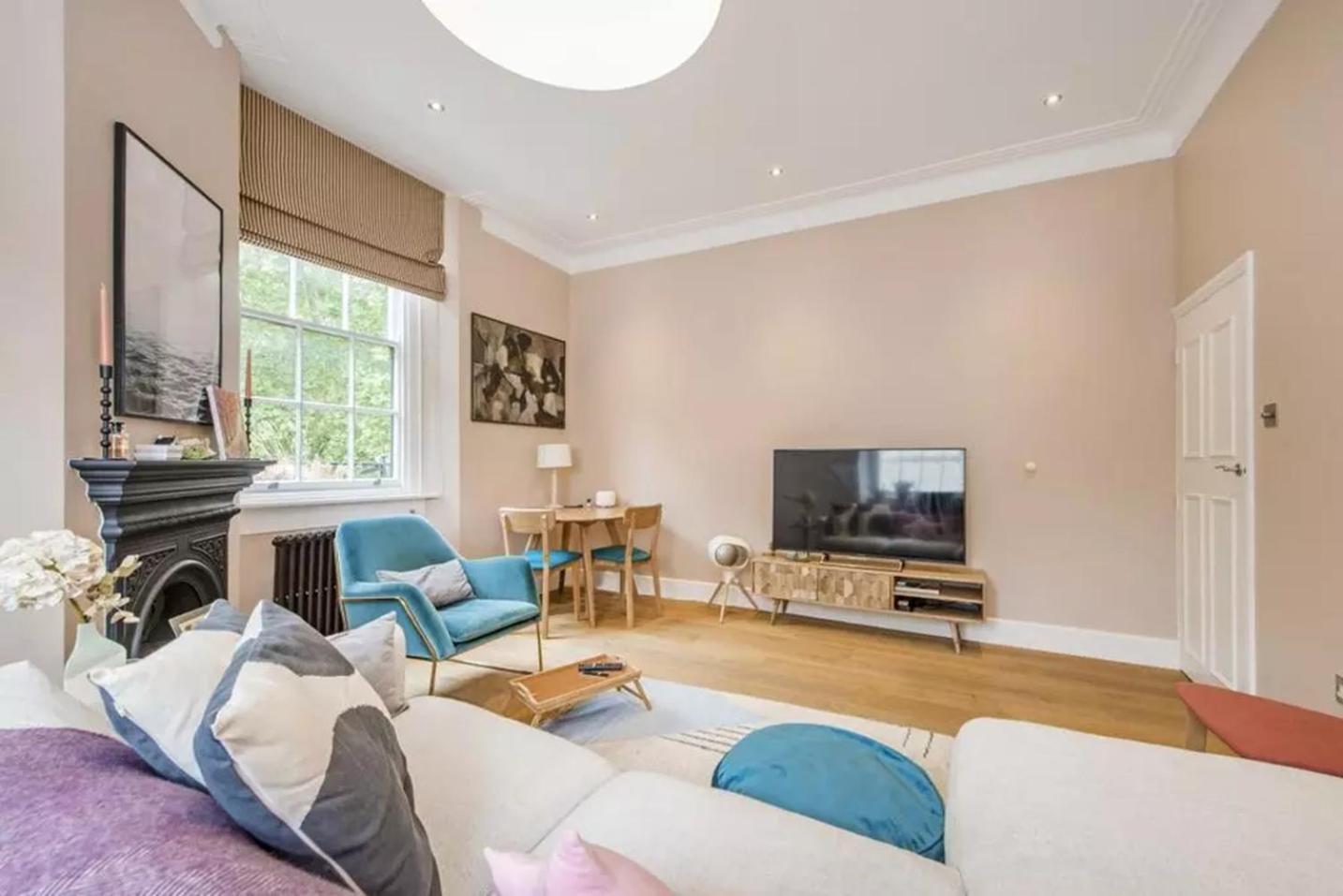 Entire 2-bedroom Flat Close To Hyde Park, Paddington Station, Bayswater And Queensway Station London
