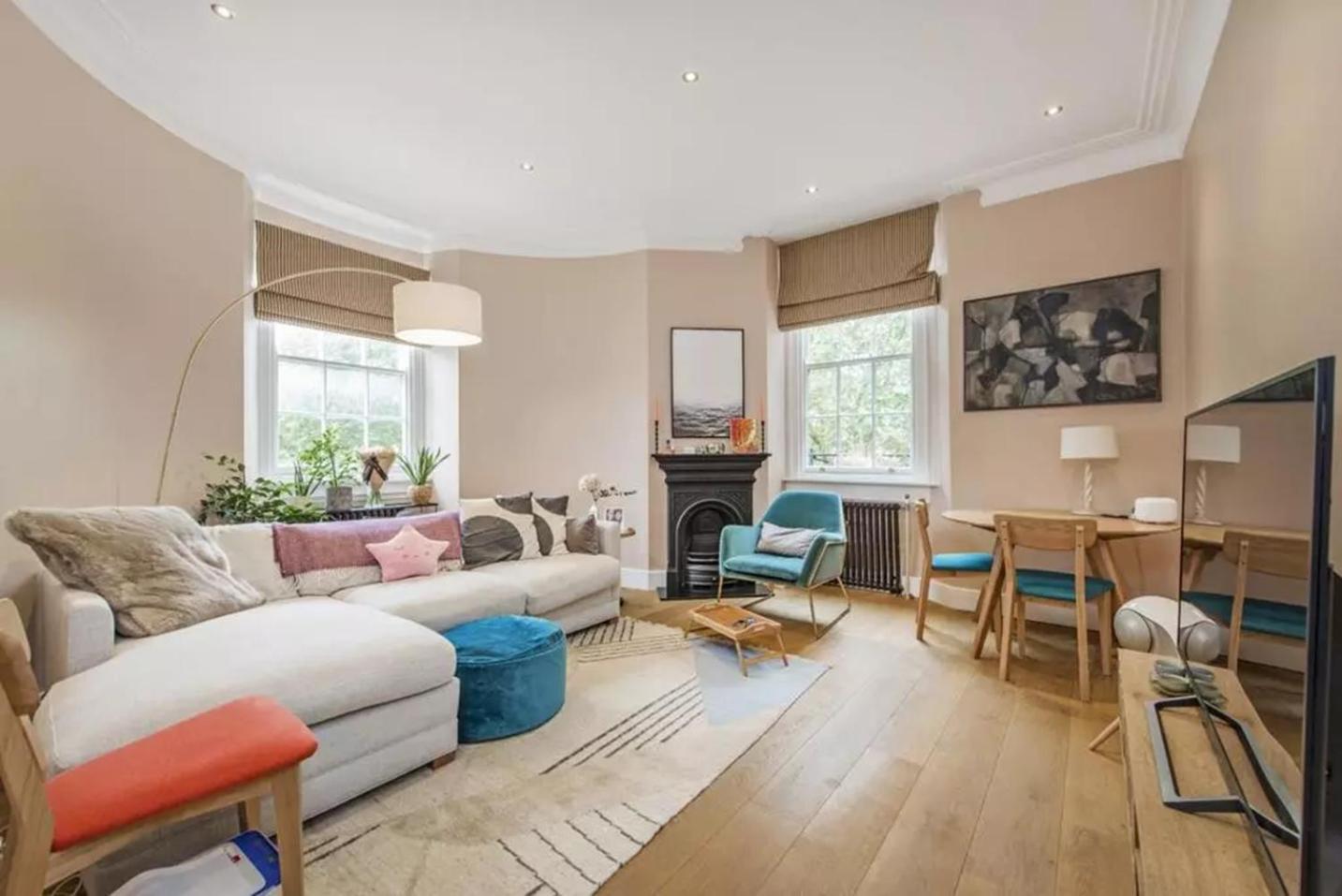 Entire 2-bedroom Flat Close To Hyde Park, Paddington Station, Bayswater And Queensway Station * London
