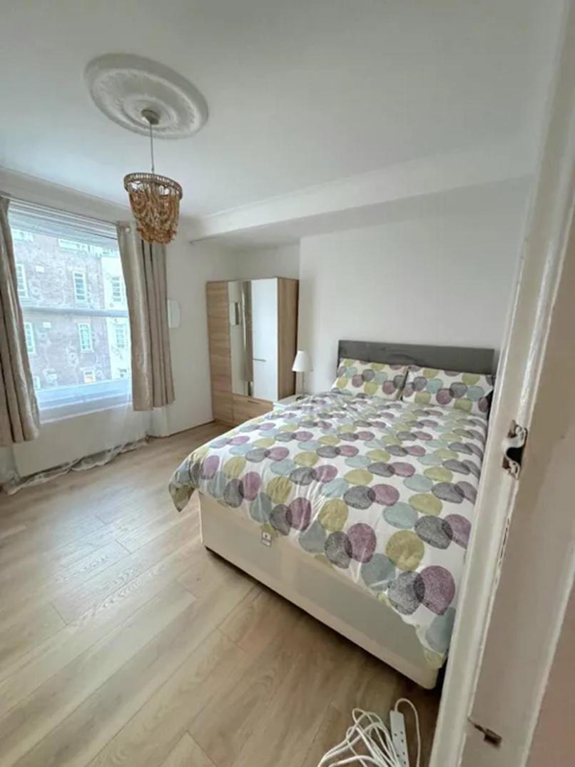 Apartment Entire 2-bedroom Flat Close To Hyde Park, Paddington Station, Bayswater And Queensway Station