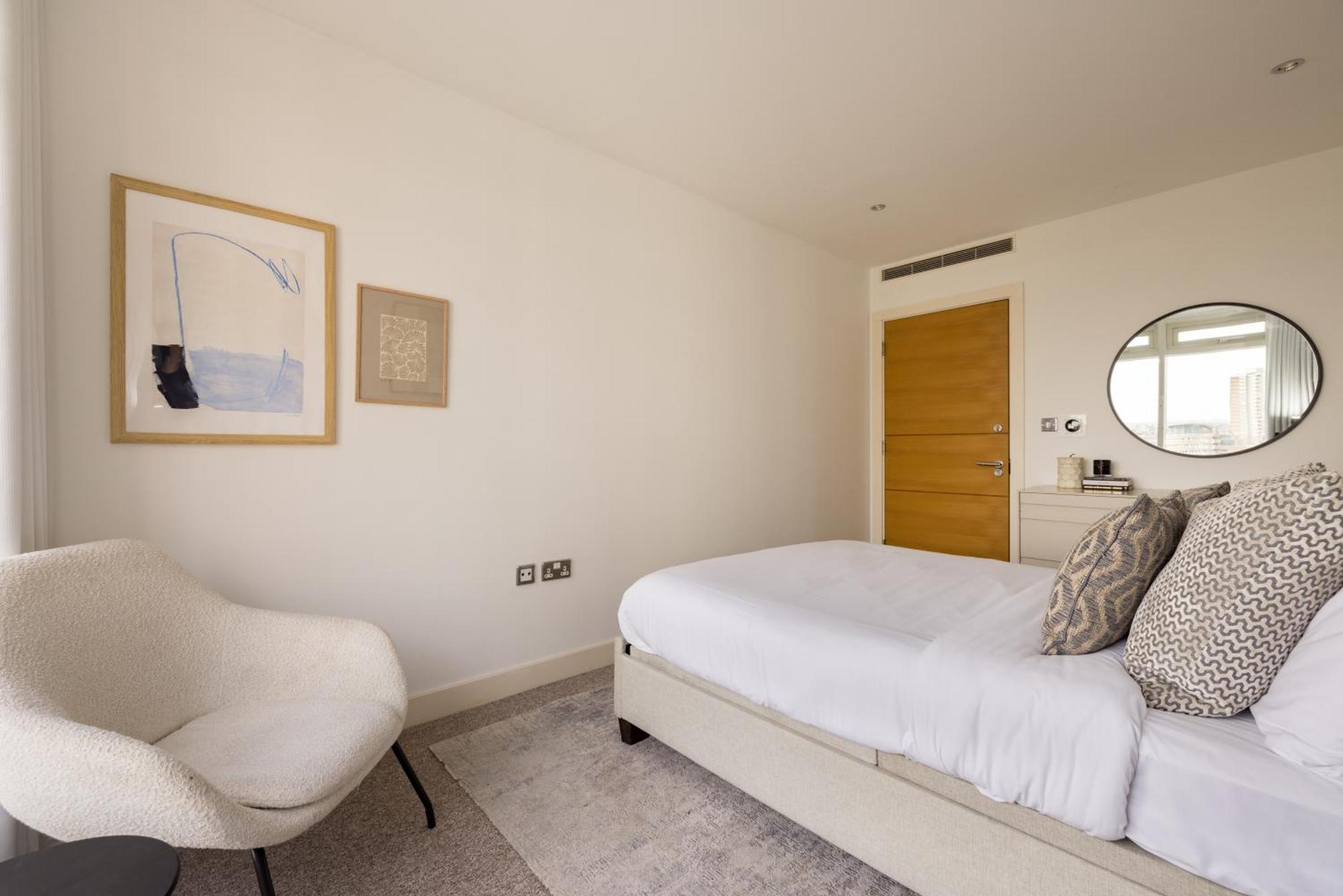 Apartment The Riverside - 3bdr With Balcony London