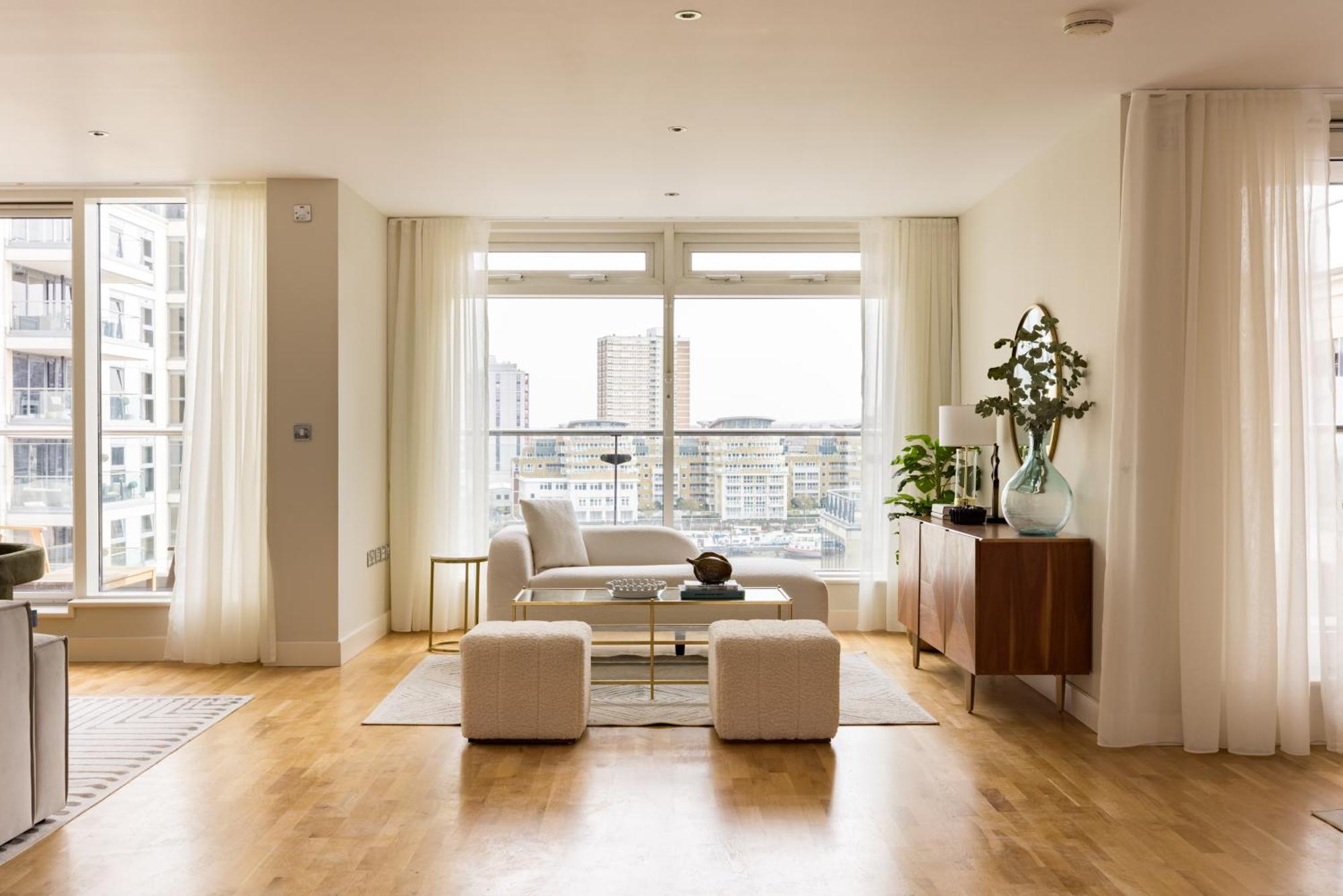 Apartment The Riverside - 3bdr With Balcony London