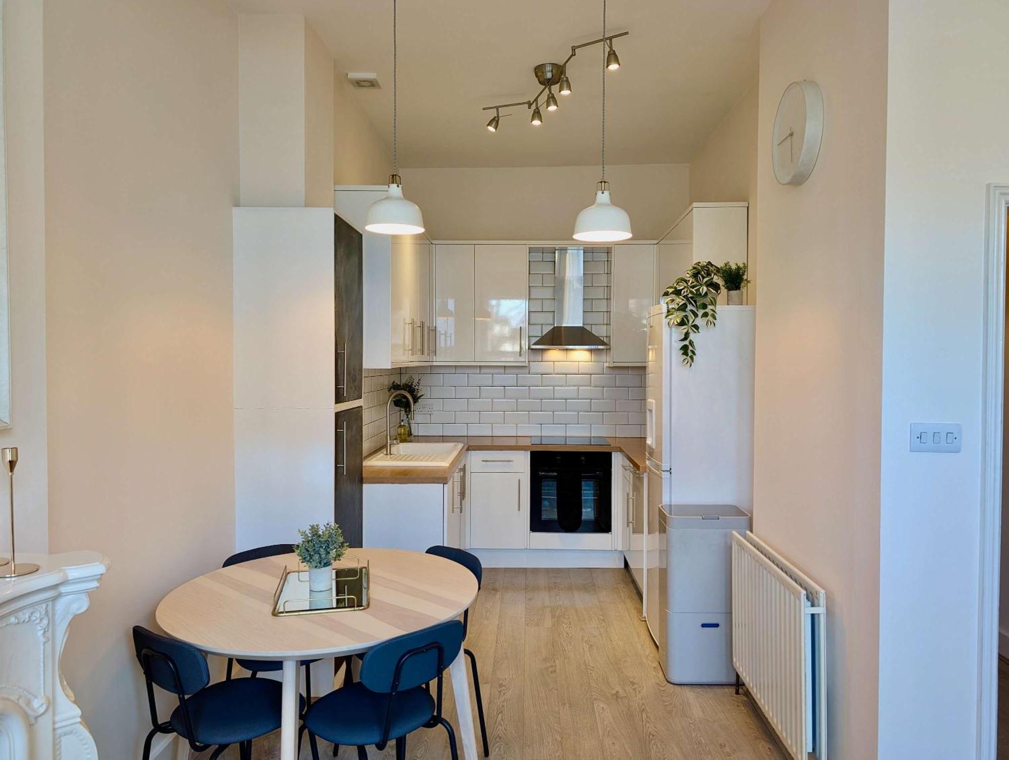 Stunning Flat With Free Parking Holiday home