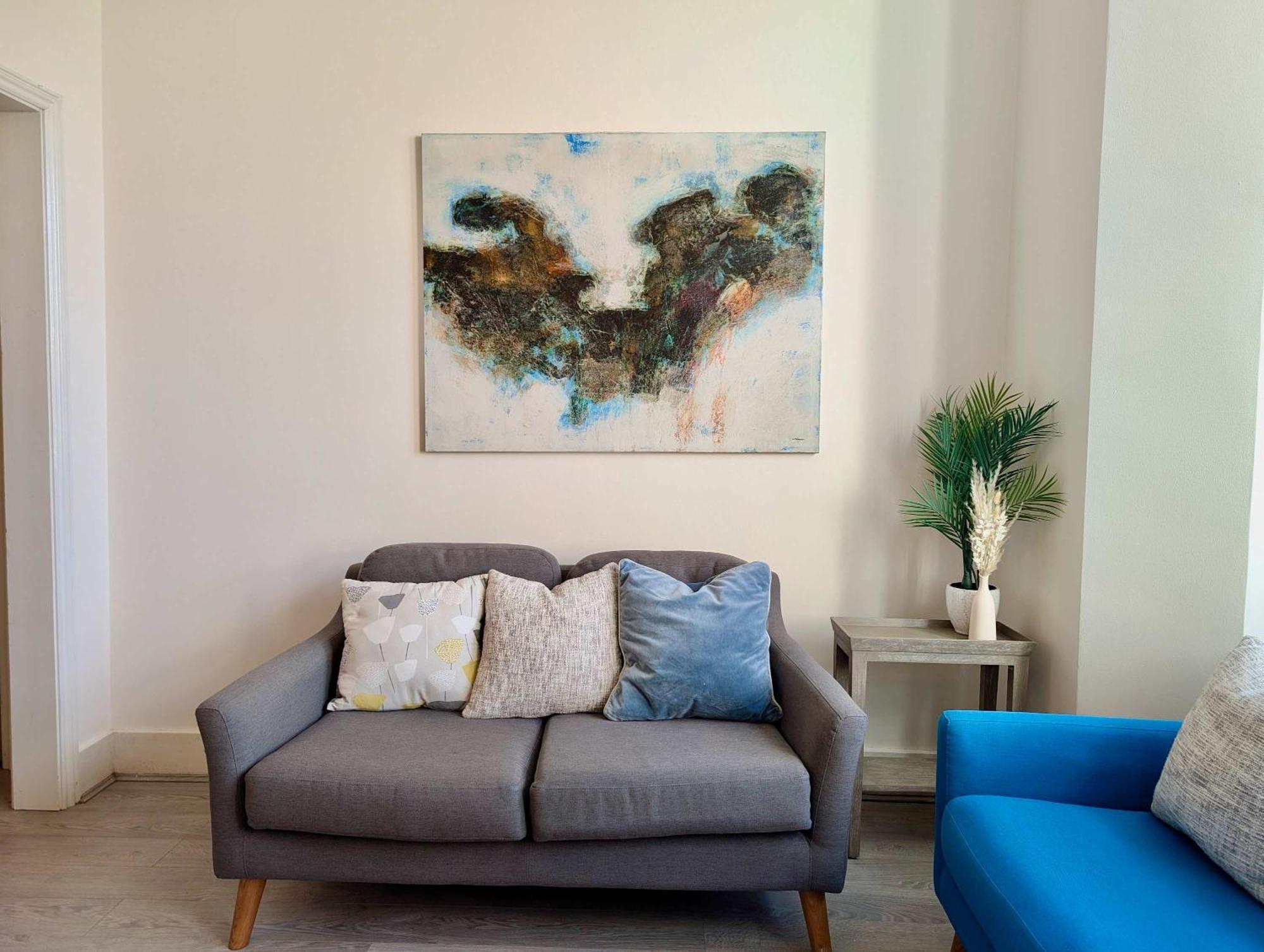Stunning Flat With Free Parking * London