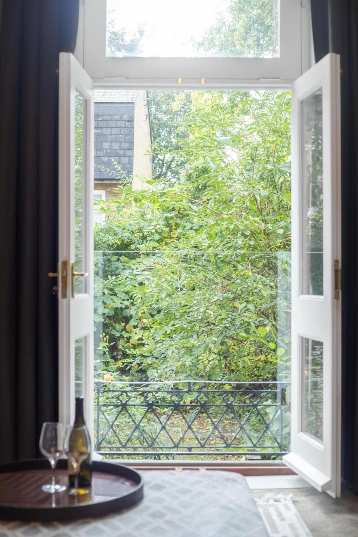 1 Bedroom Barnsbury Sanctuary *