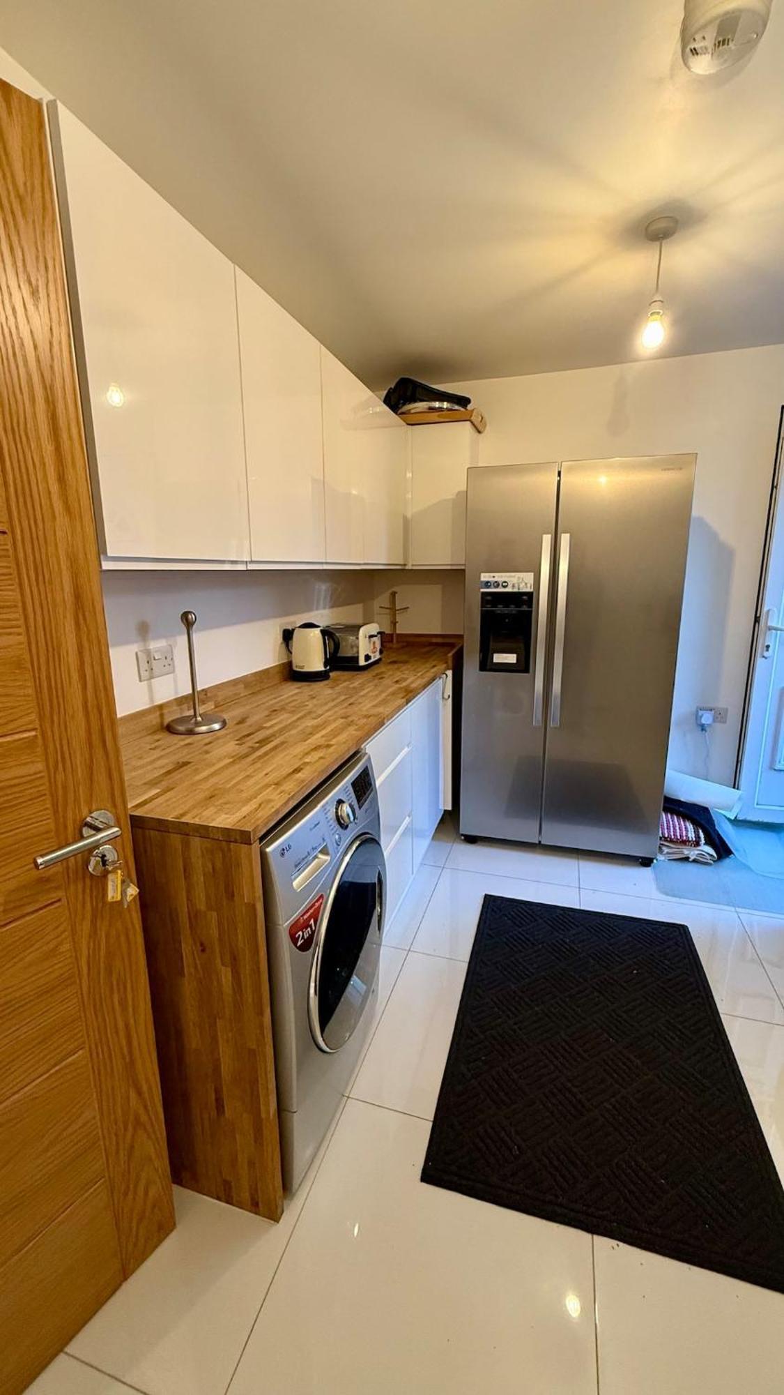 Beautiful 5 Bedroom House In *