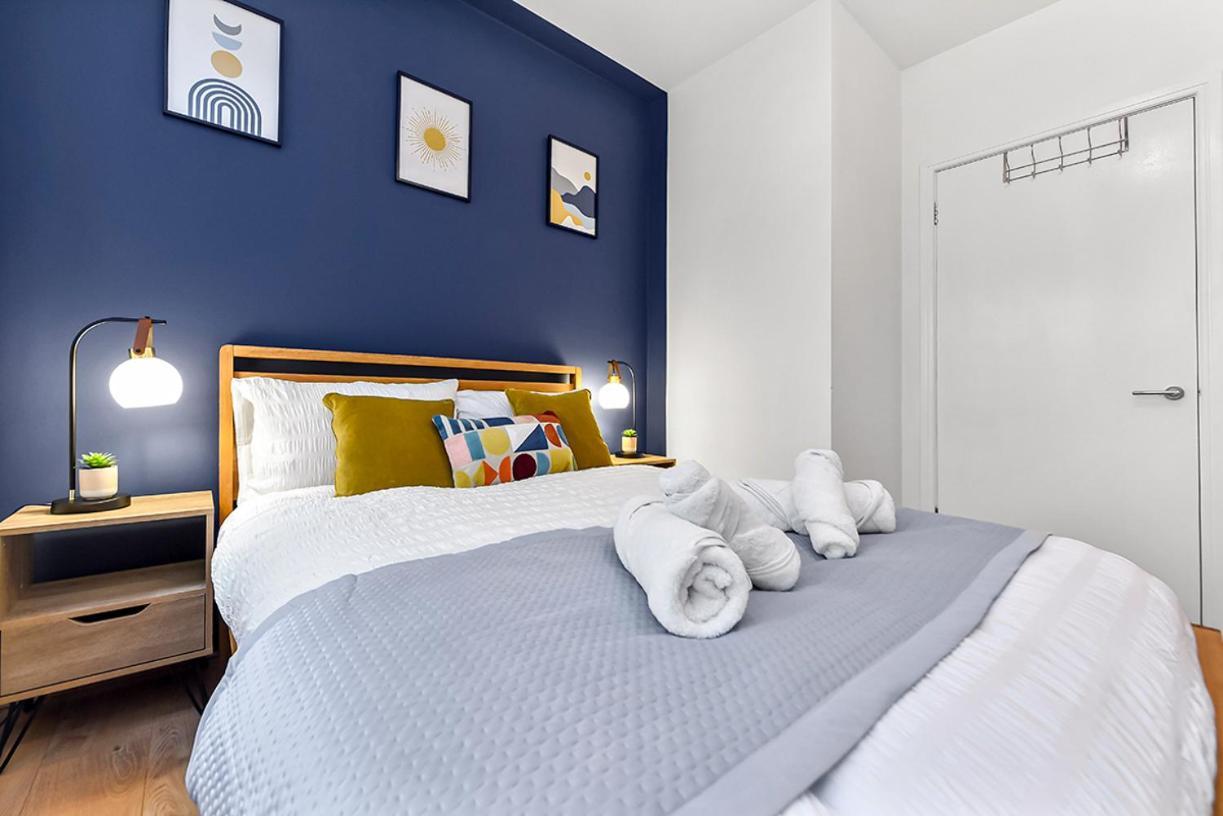 Bright And Spacious 2 Bed In Apartment