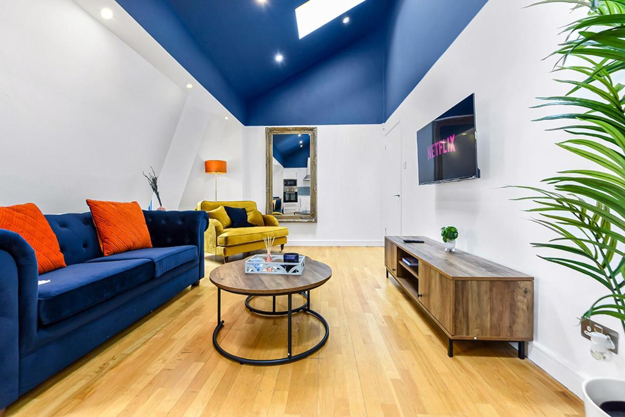 Bright And Spacious 2 Bed In Apartment London