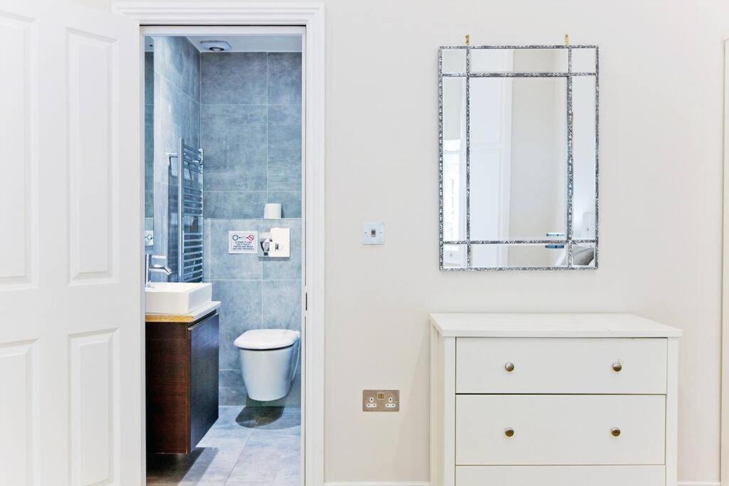 Apartment Stylish 1-bedroom Duplex In Kensington Cromwell 1 *