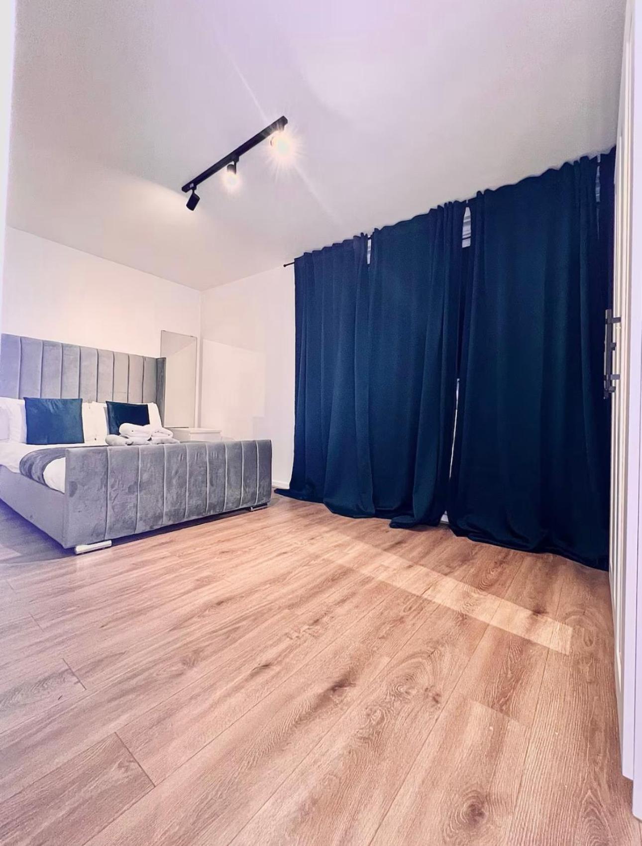 Spacious One Bedroom In Camden Town Apartment *