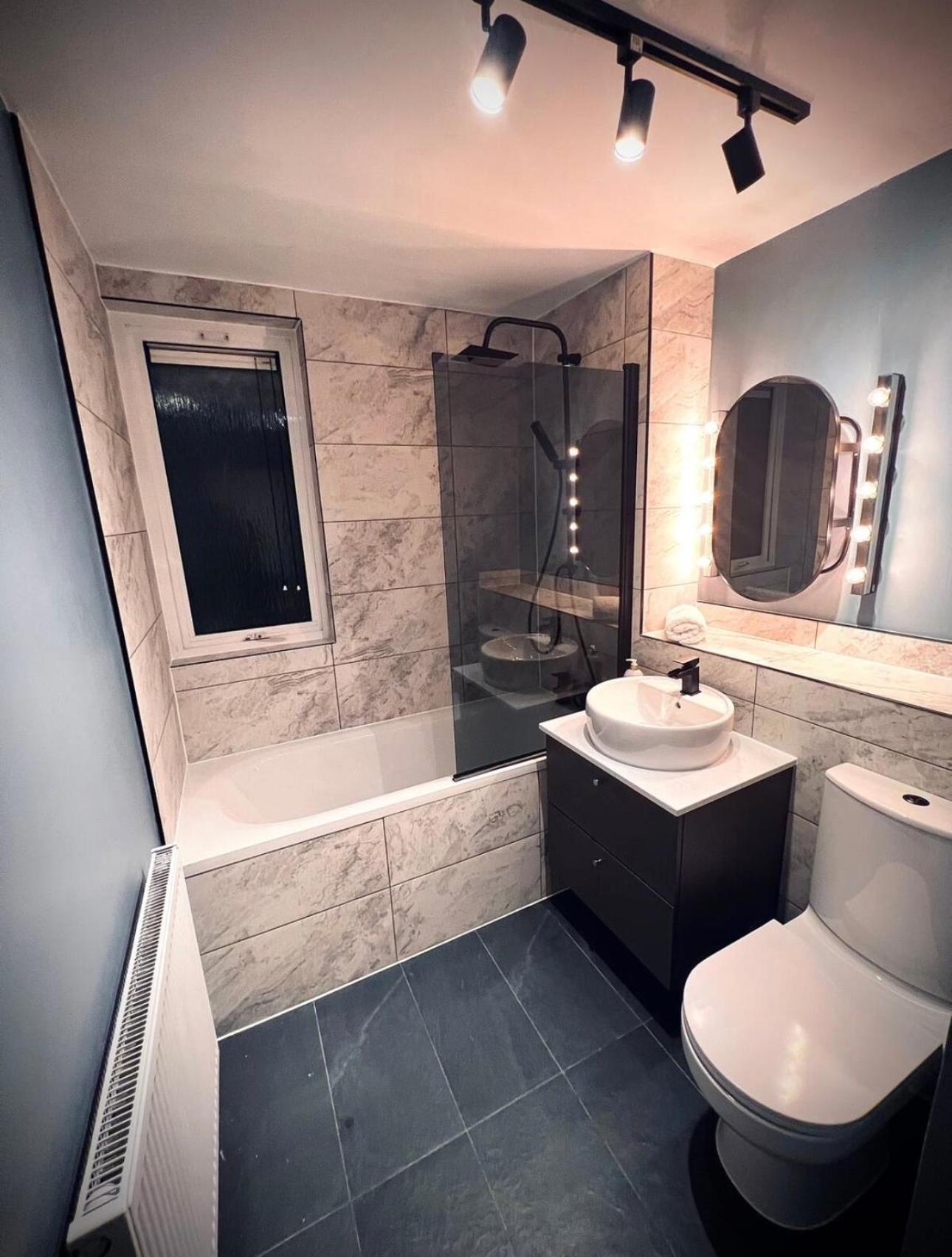 Apartment Spacious One Bedroom In Camden Town *