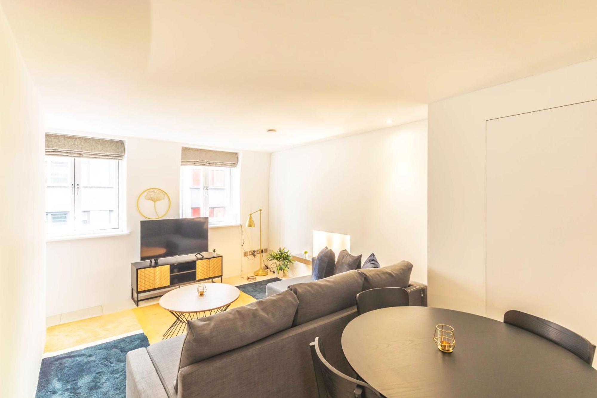 Soho Living - Elegant Near Carnaby Street And Oxford Street Apartment
