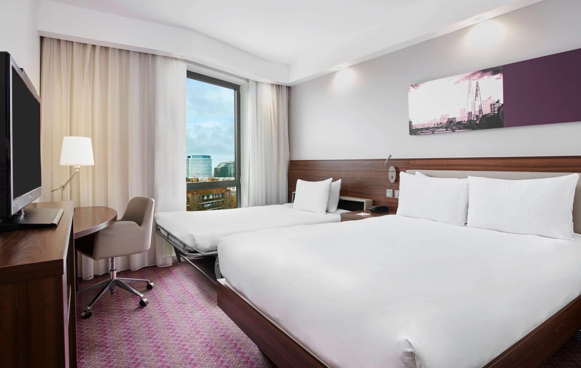 Hampton By Hilton Waterloo Hotel London