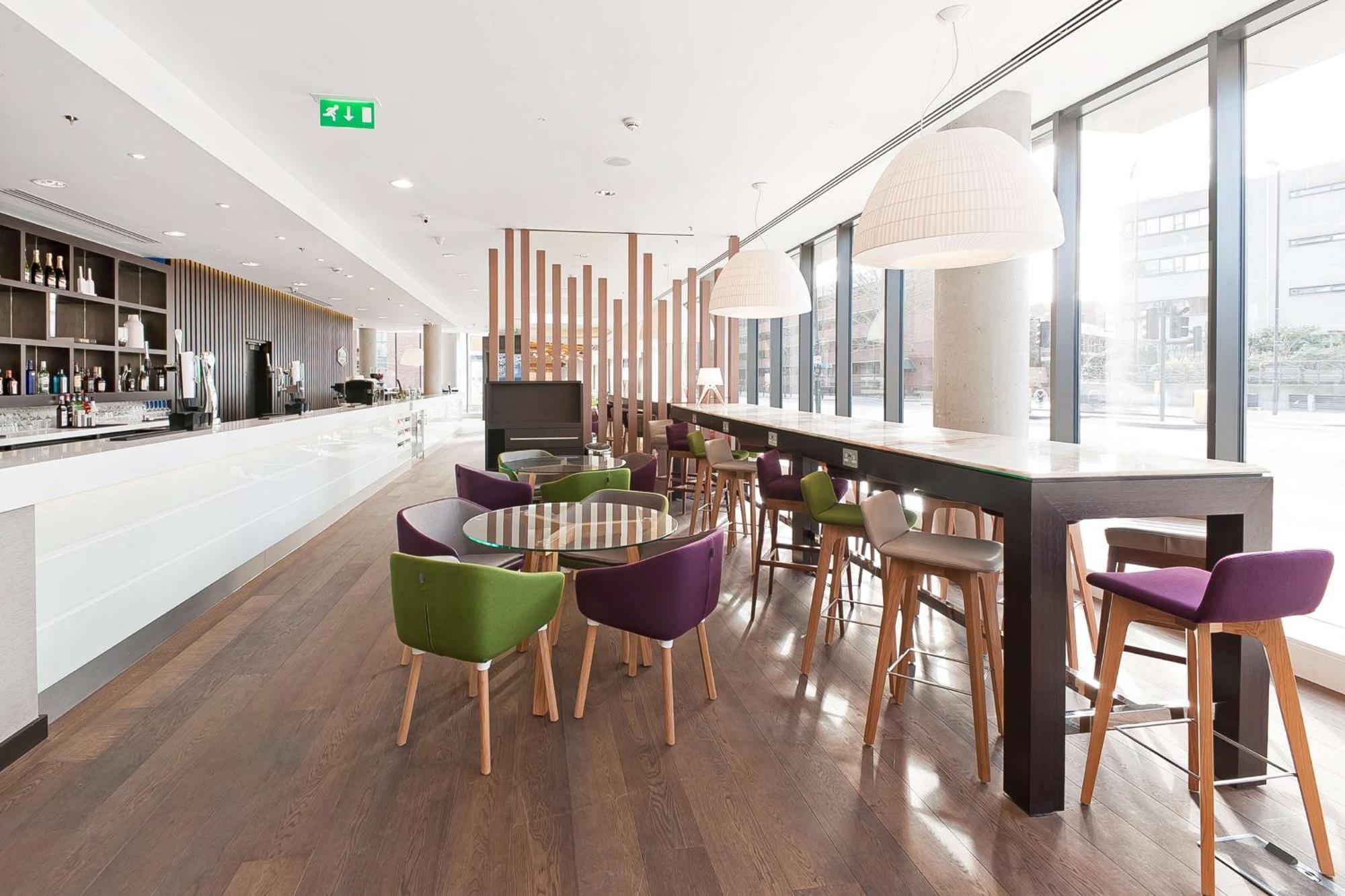 Hampton By Hilton Waterloo