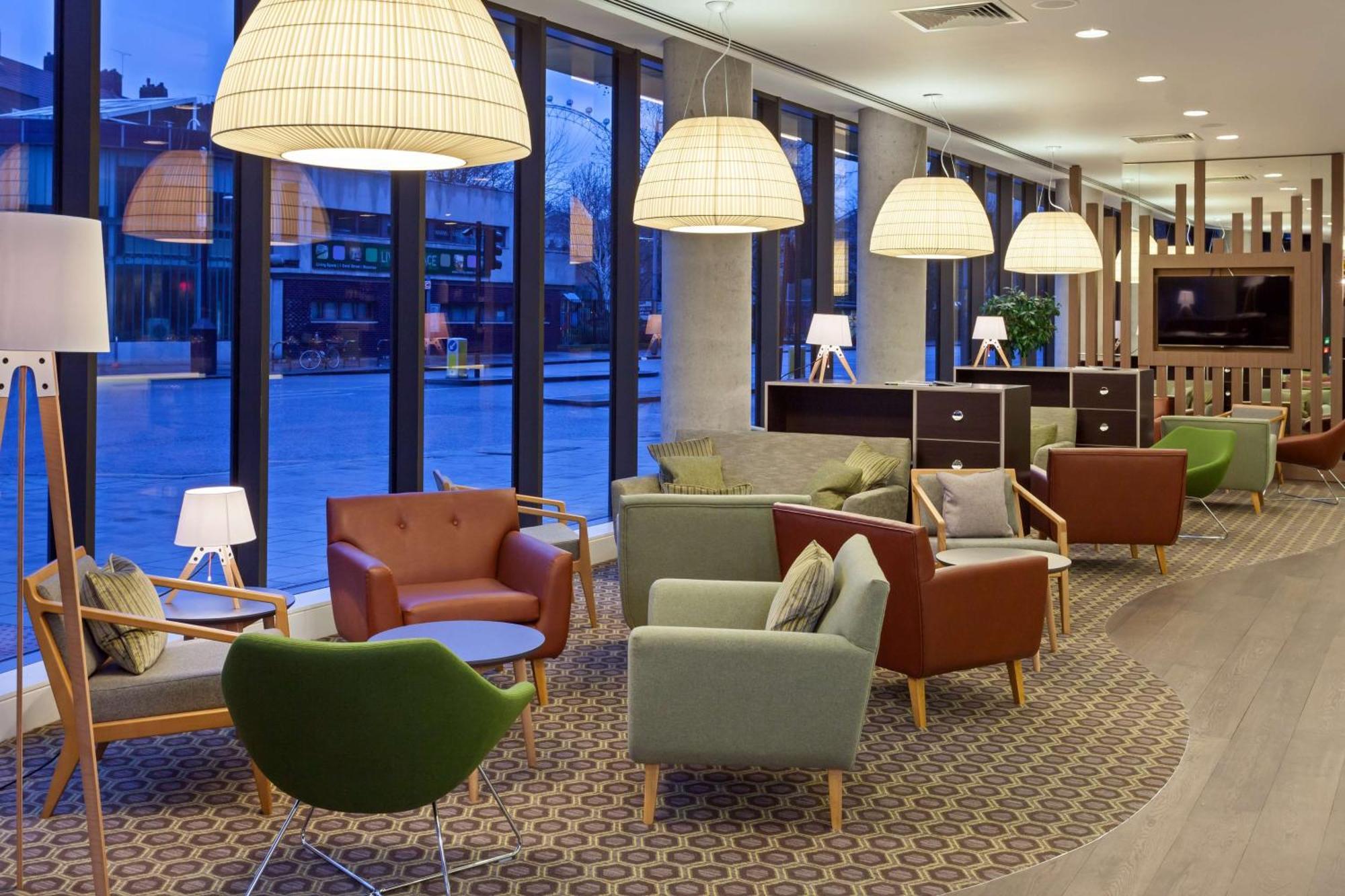 Hampton By Hilton Waterloo 3* London