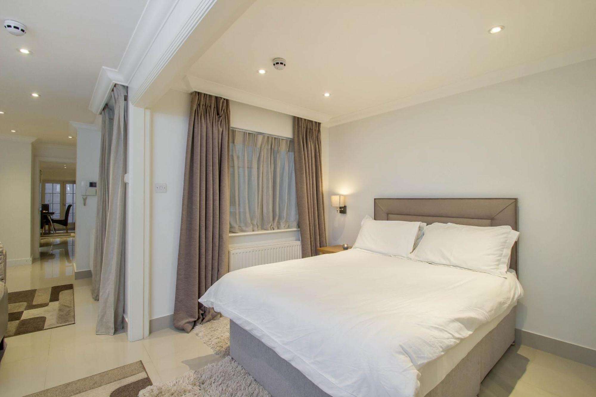 Marylebone Village Apartment