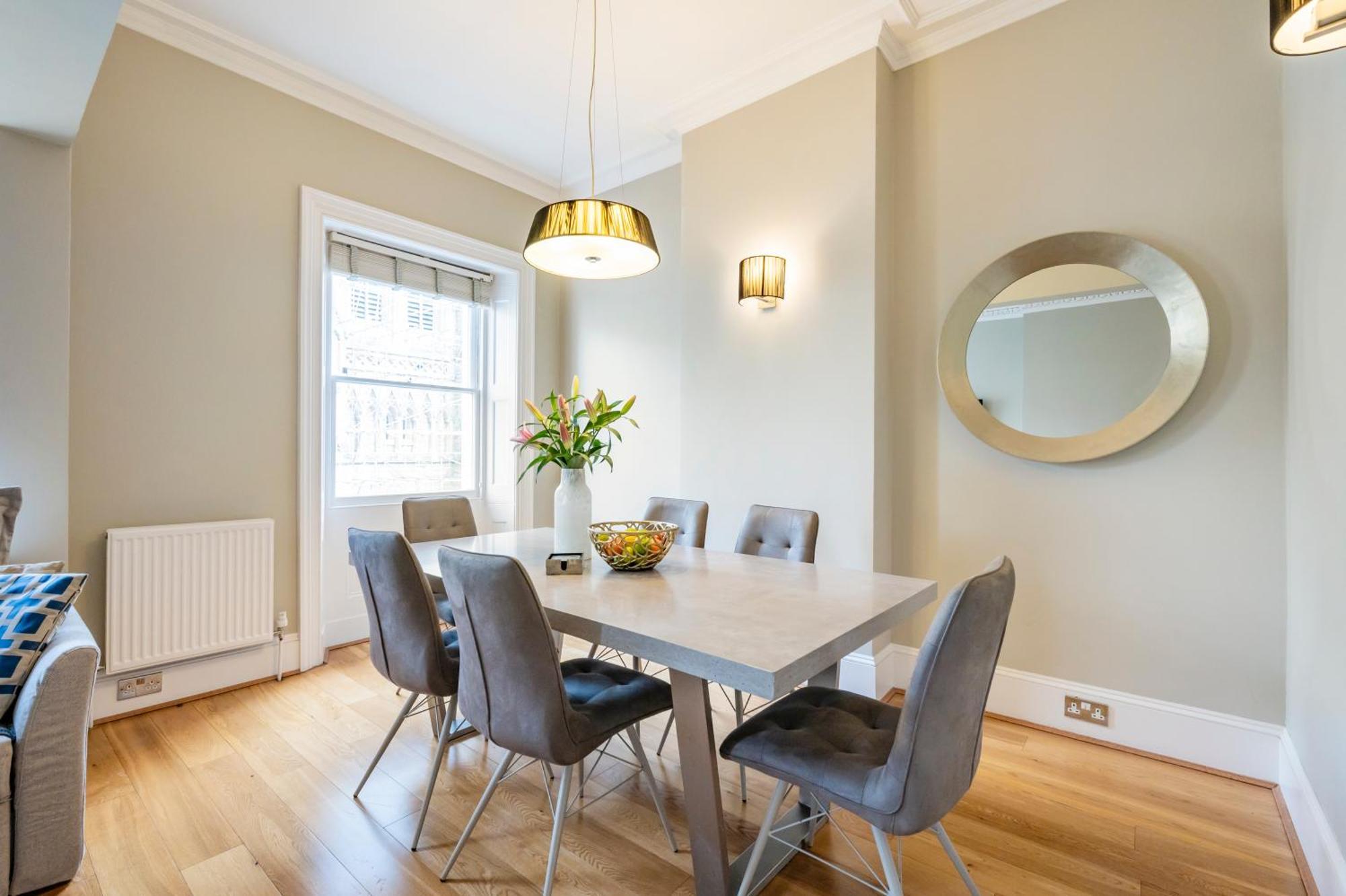 Apartment Hyde Park London