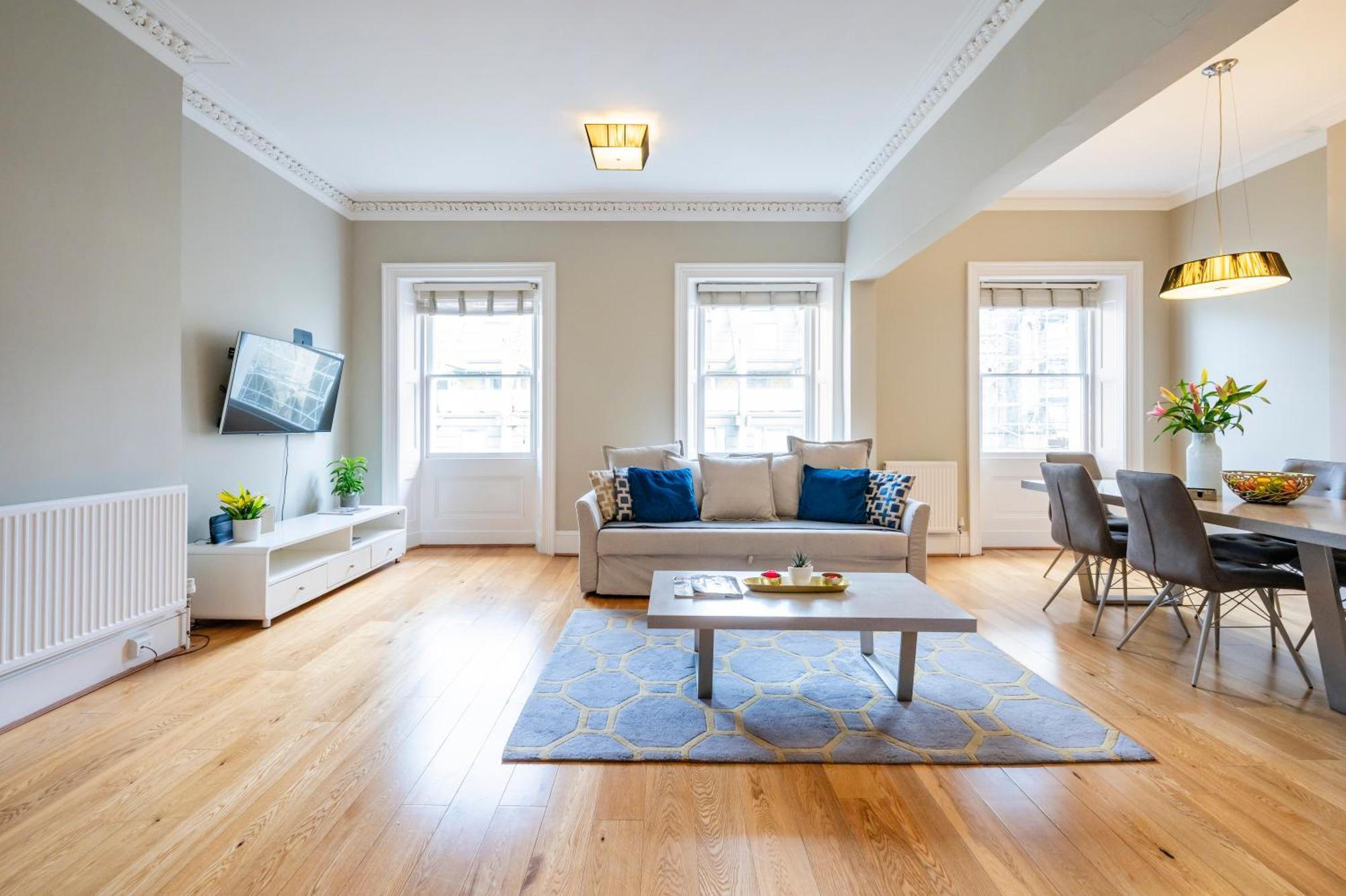 Apartment Hyde Park London