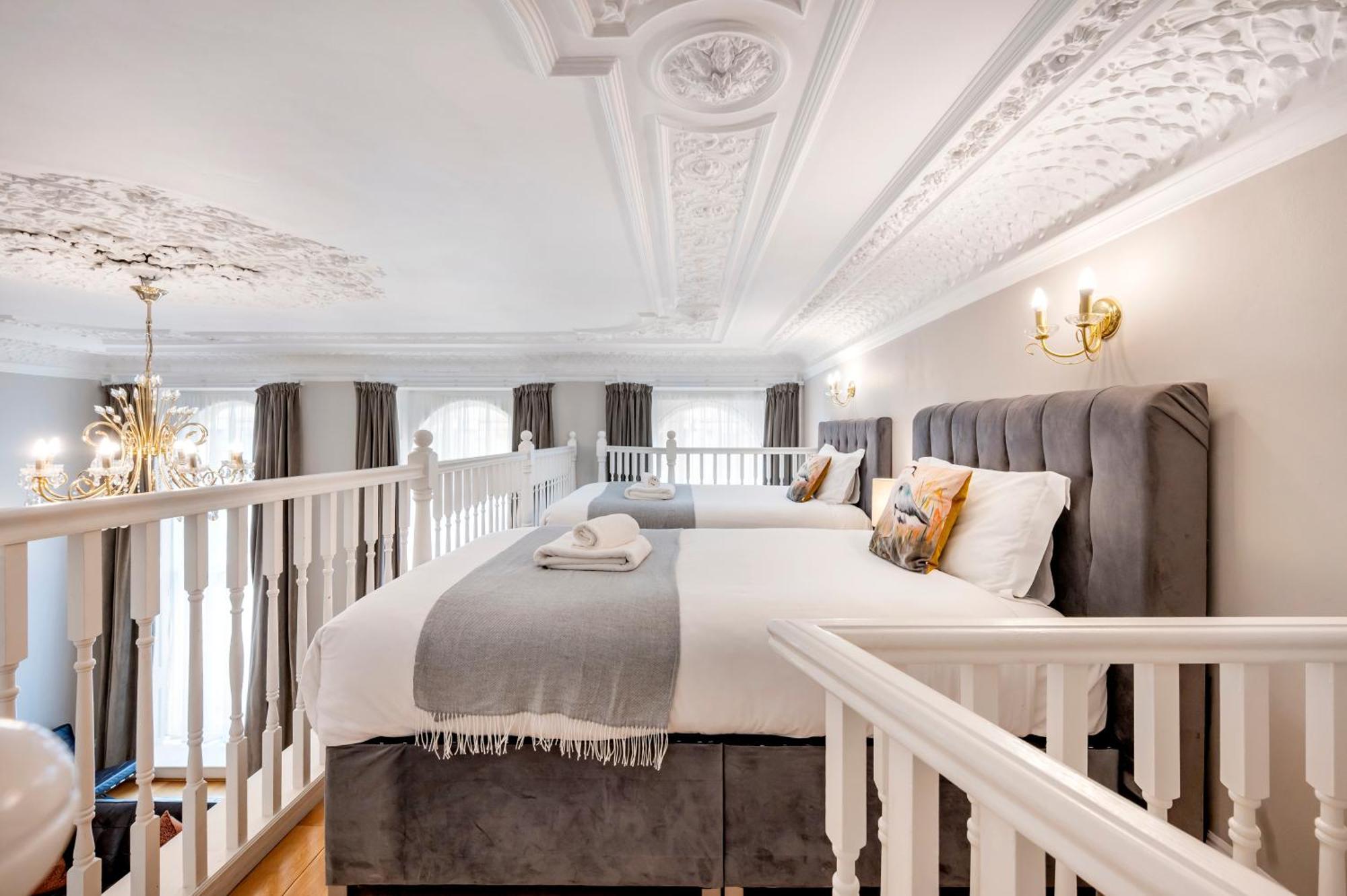 Hyde Park Apartment London