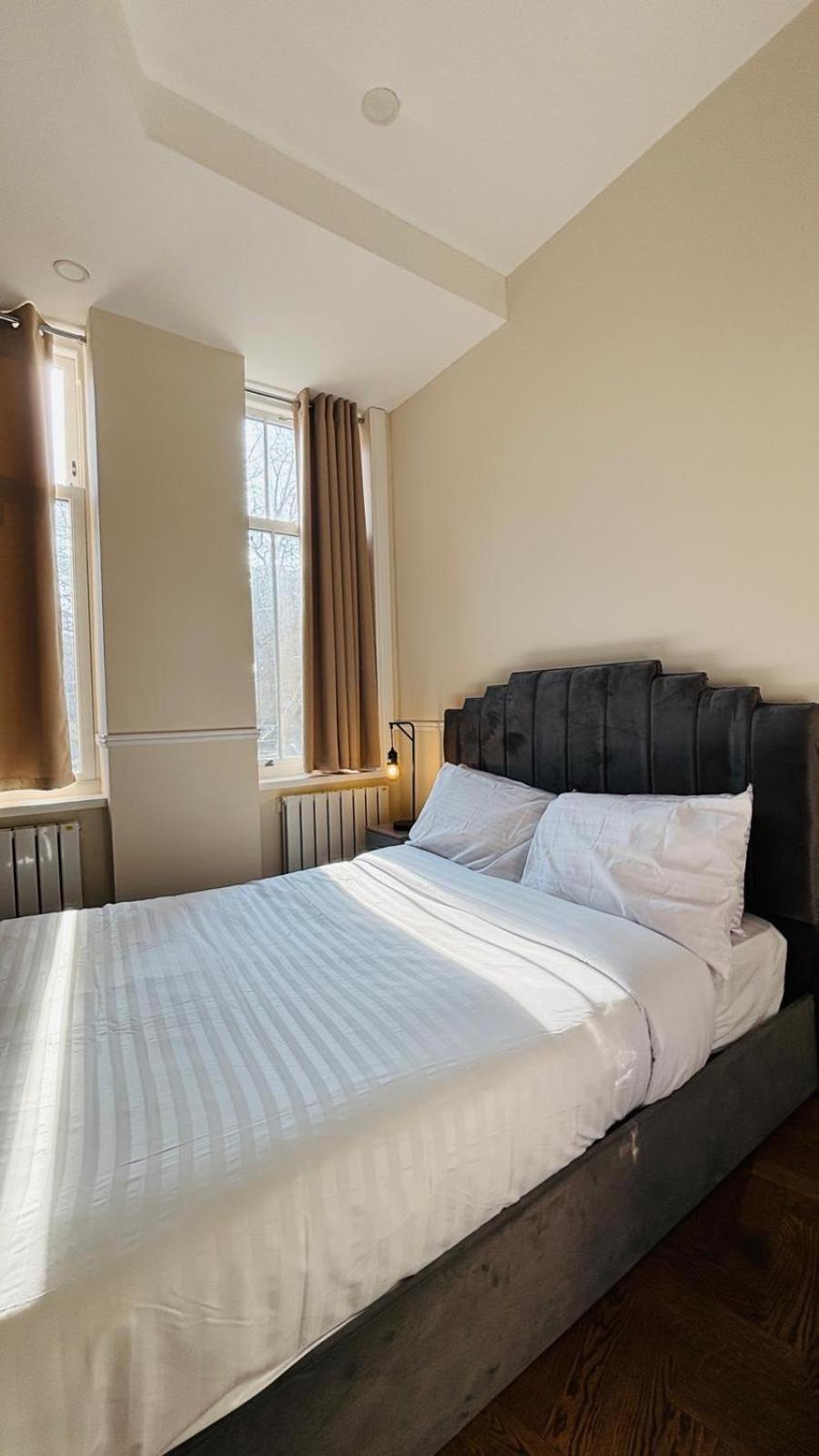 Hyde Park 3 Bedroom Flat Apartment *