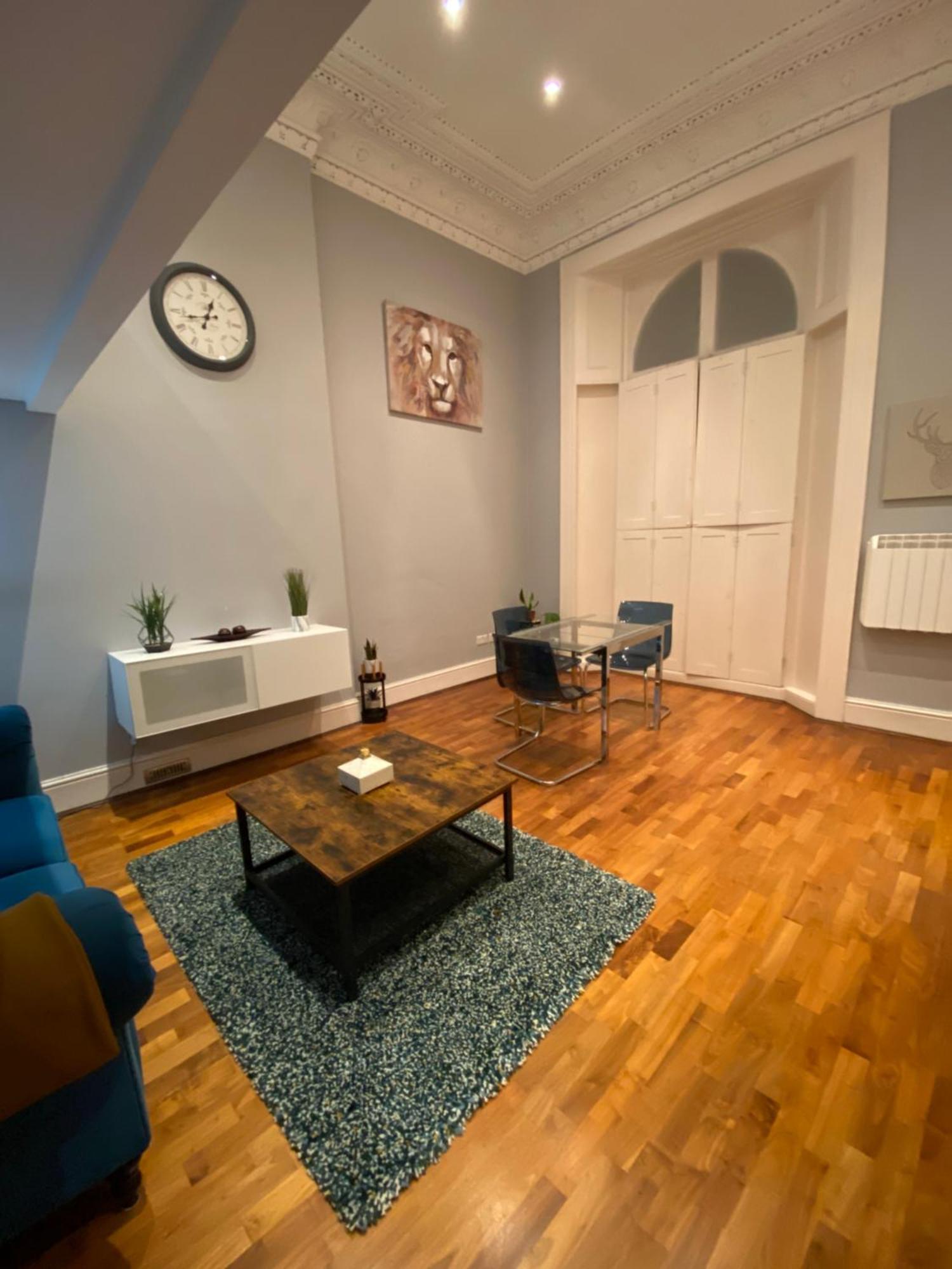 Inverness Terrace Apartment London