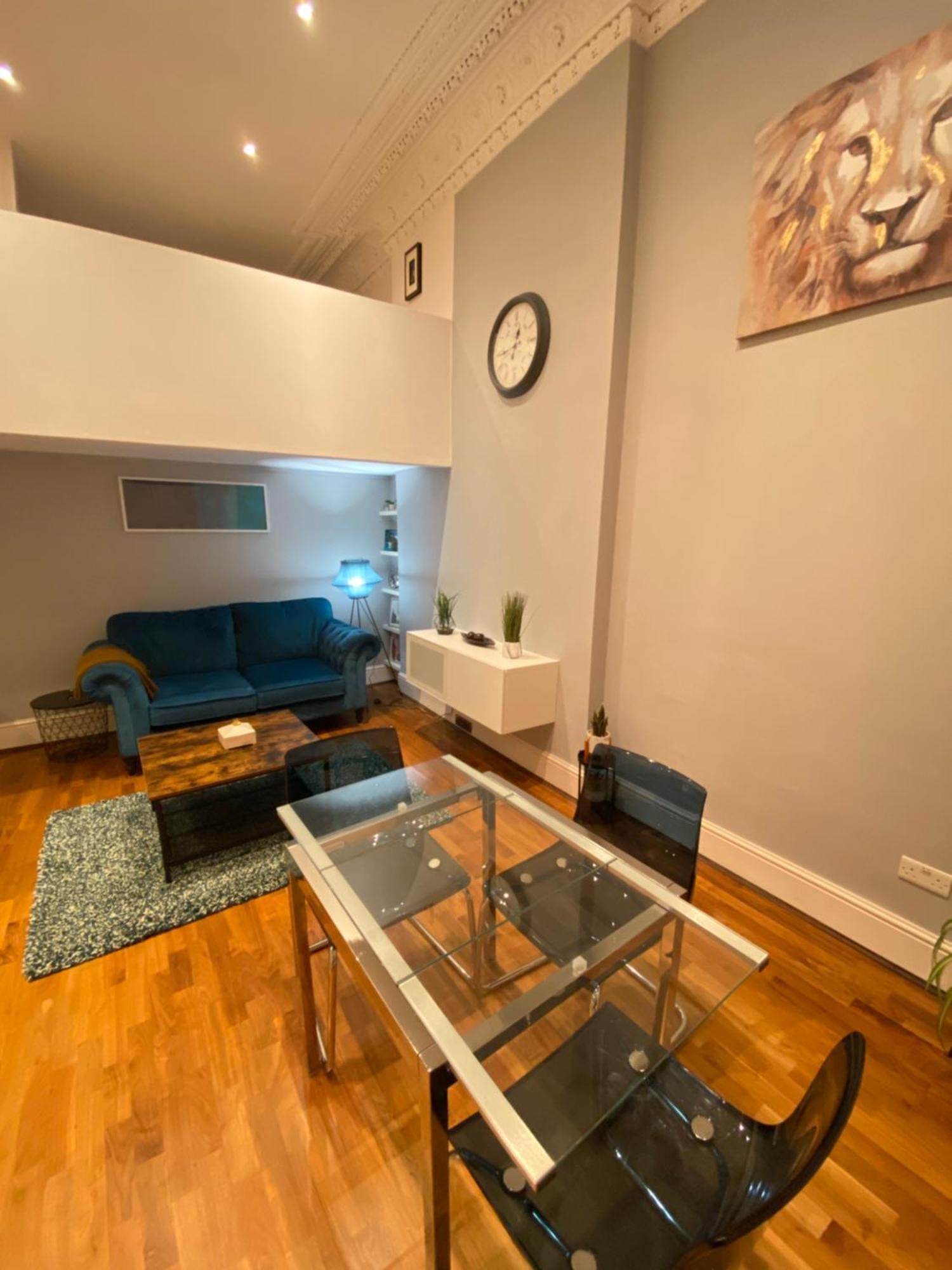 Inverness Terrace Apartment